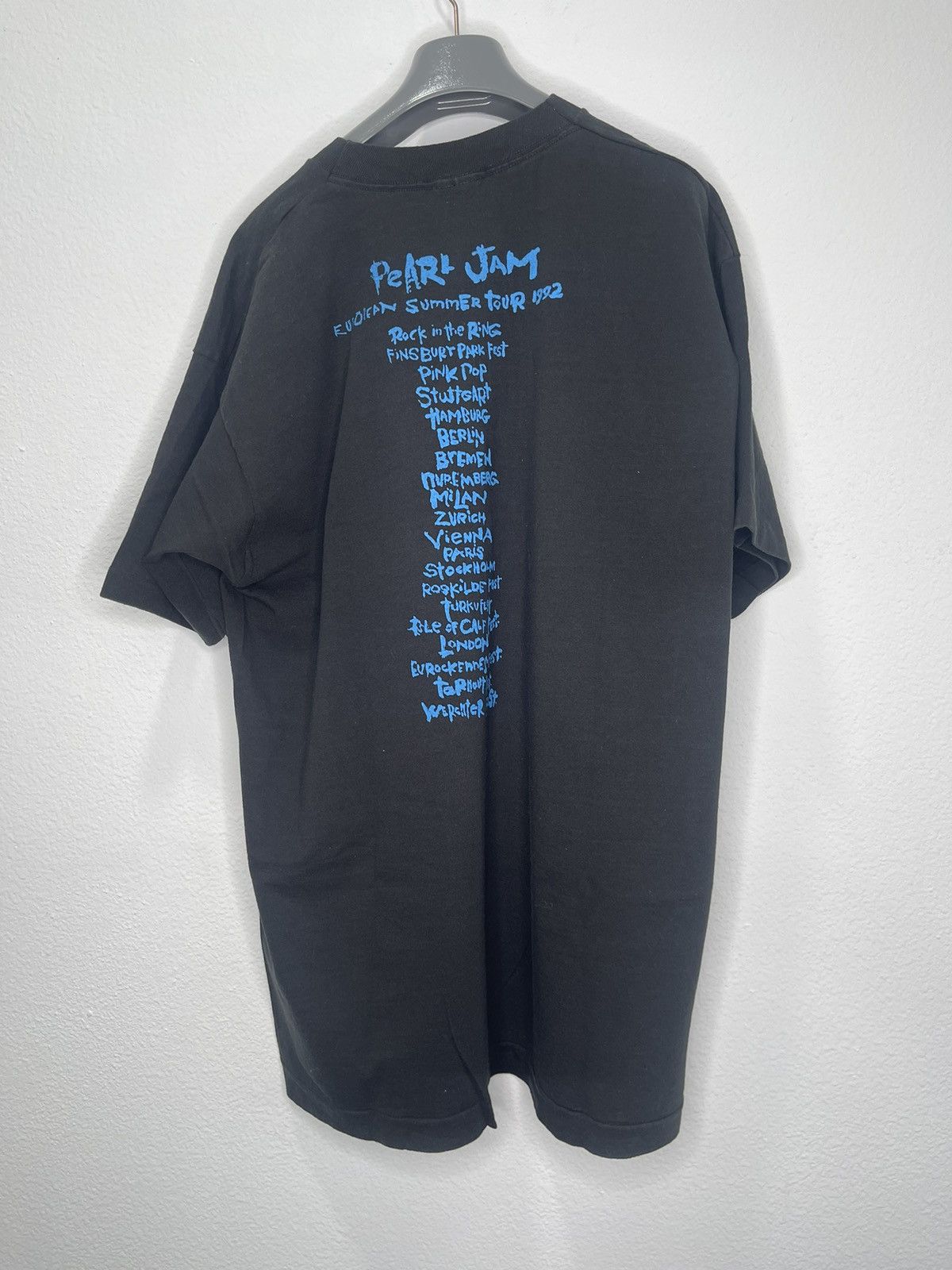 Band Tees Vintage Pearl Jam tour tee Size US XL / EU 56 / 4 - 2 Thumbnail
