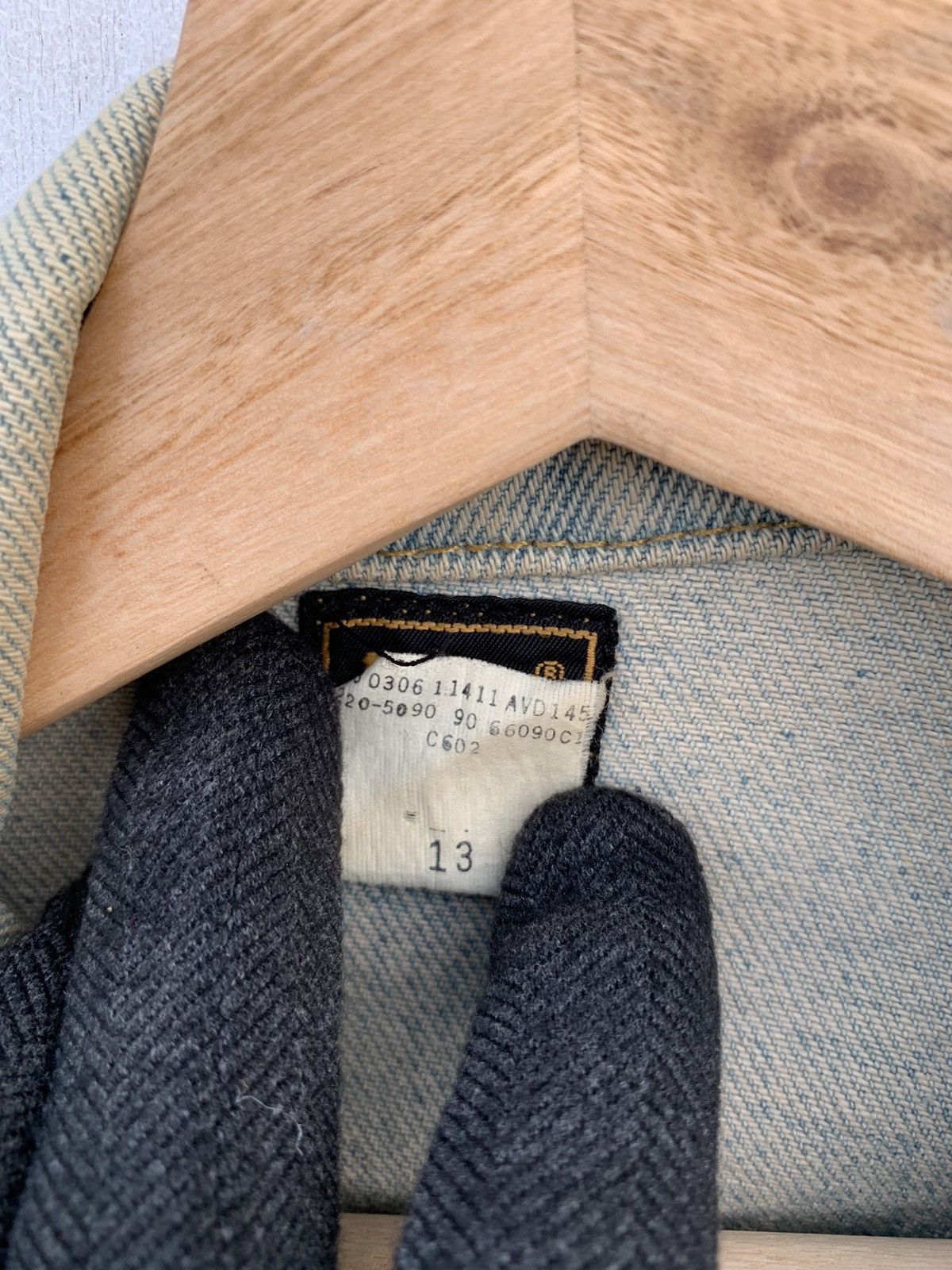 If Six Was Nine × Lee × Vintage Vintage Trucker Lee Made in Usa Faded Colours Size US M / EU 48-50 / 2 - 19 Thumbnail