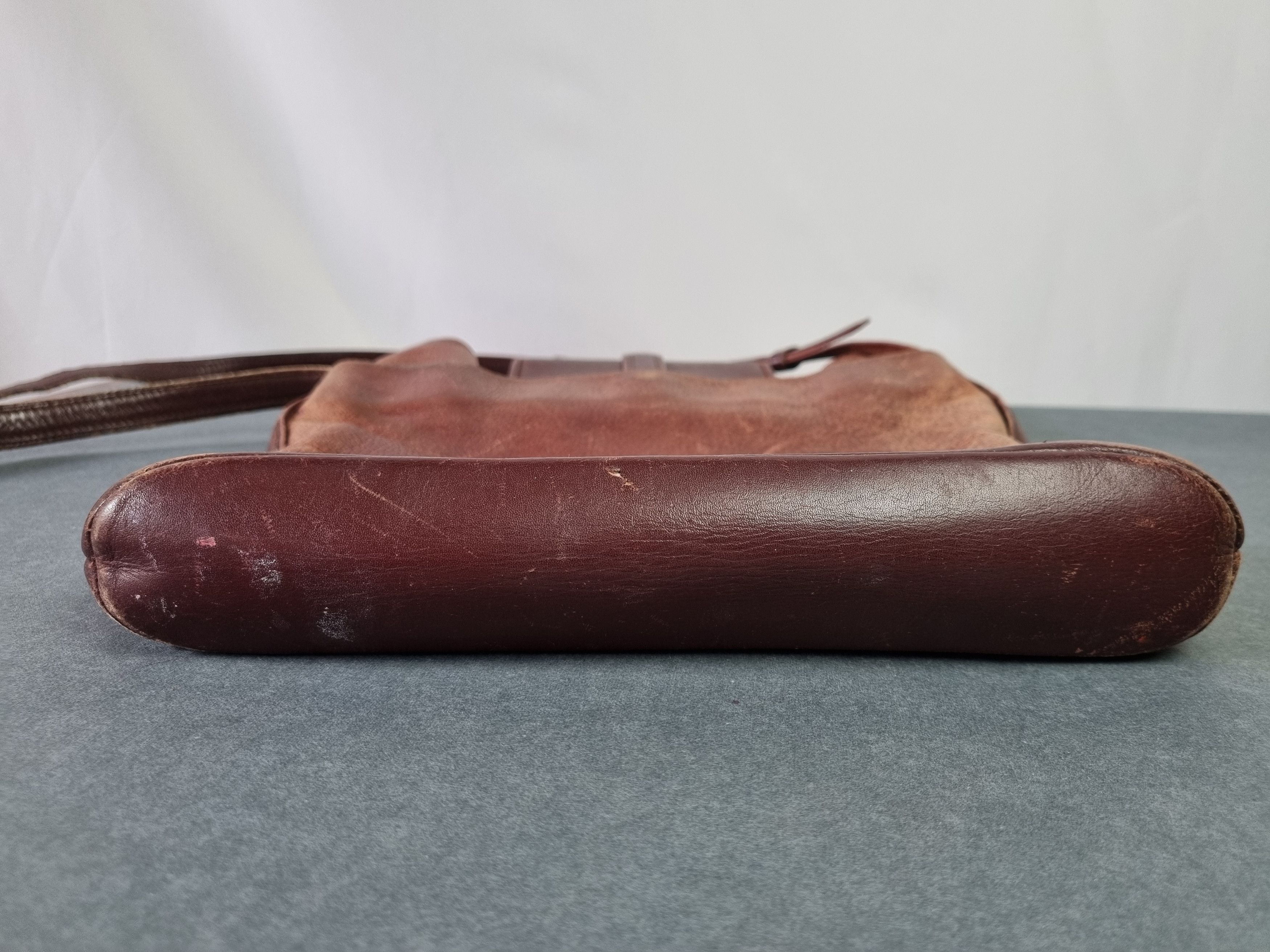 Cartier × Genuine Leather × Leather 80s Distressed CARTIER Shoulder Laether Bag Size ONE SIZE - 12 Thumbnail