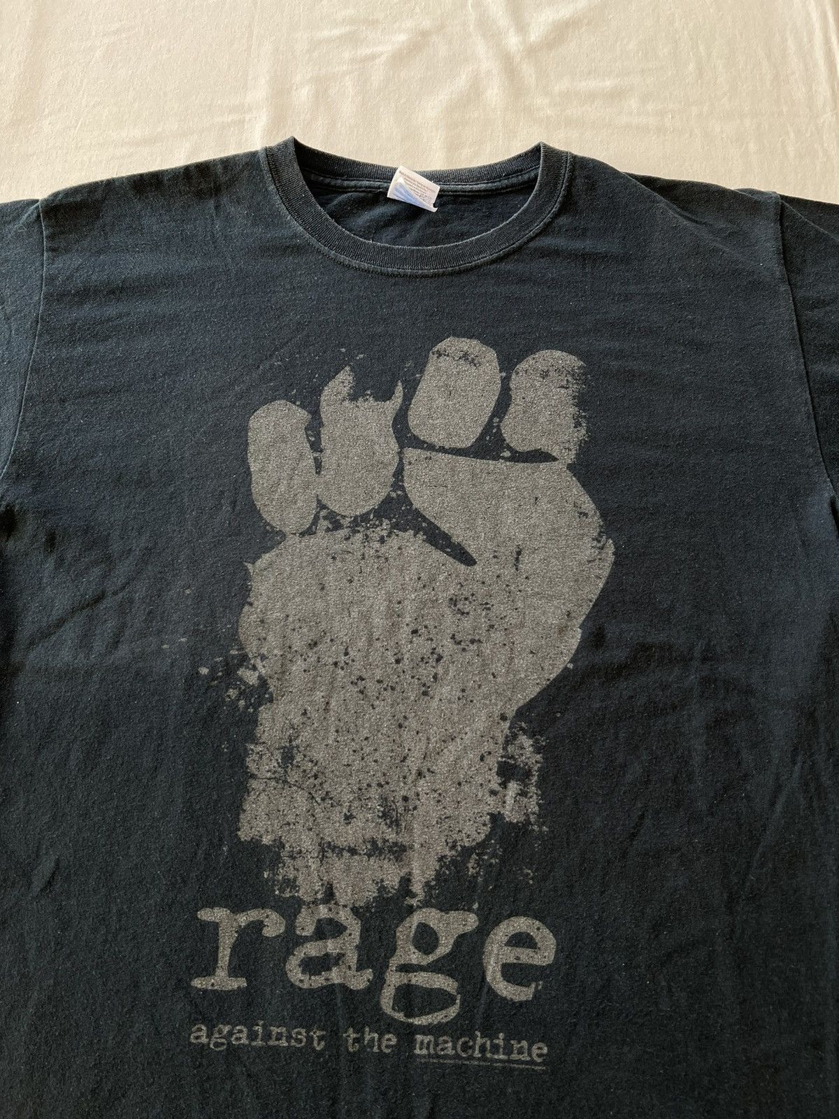 Band Tees Vintage 2010 Rage Against The Machine Black Tee Size US L / EU 52-54 / 3 - 3 Thumbnail