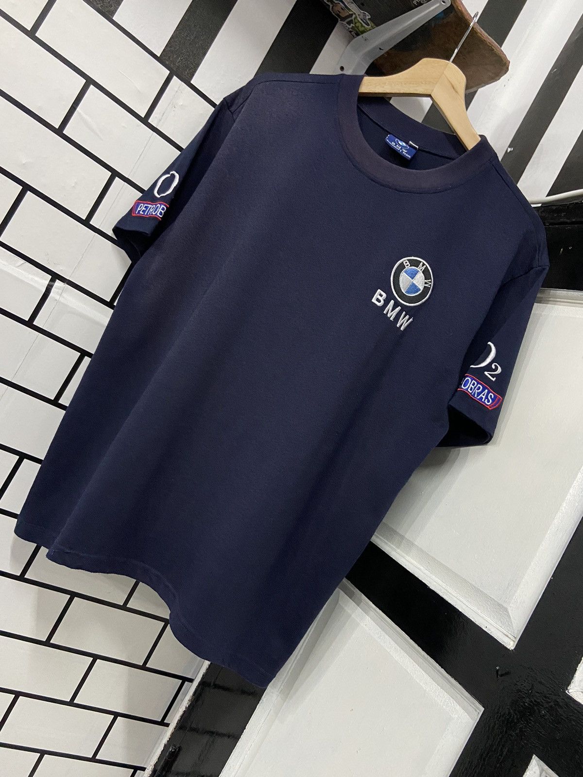BMW Vintage 90’s BMW Williams F1 Team Embroidered Tshirt Size US M / EU 48-50 / 2 - 3 Thumbnail
