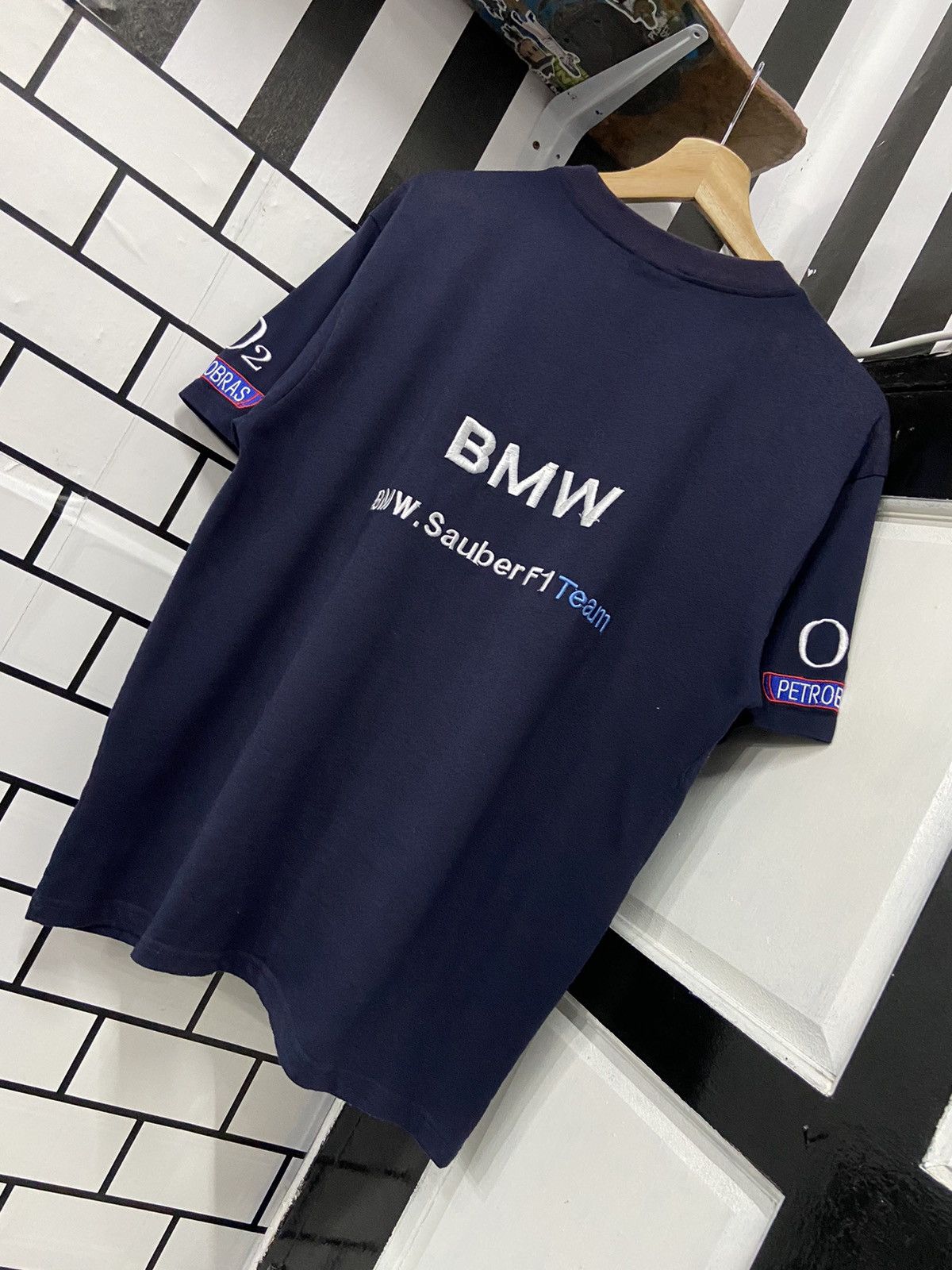 BMW Vintage 90’s BMW Williams F1 Team Embroidered Tshirt Size US M / EU 48-50 / 2 - 10 Thumbnail