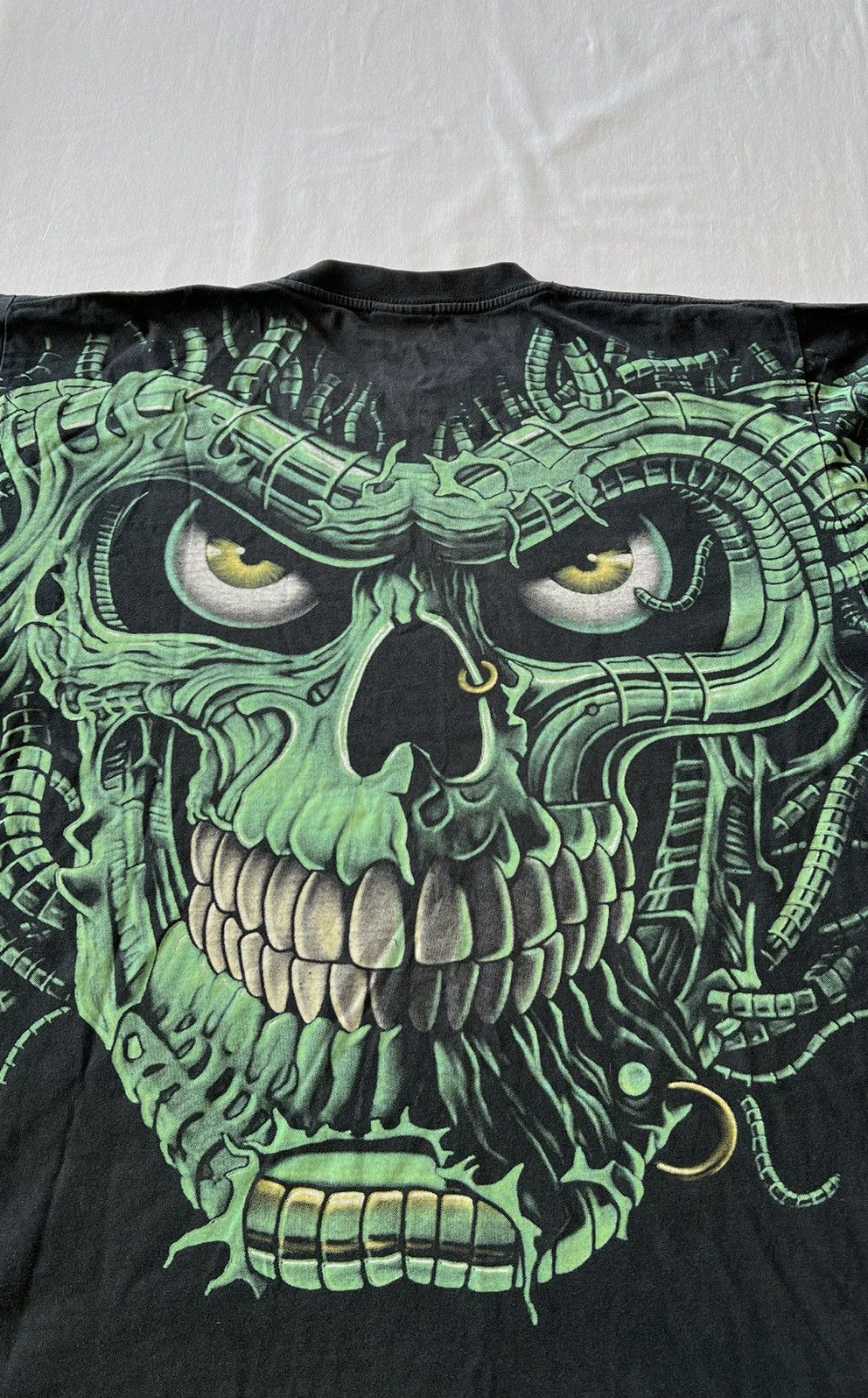 Band Tees Vintage 90s Terminator Skull Bones All Over Print Black Tee Size US L / EU 52-54 / 3 - 10 Thumbnail