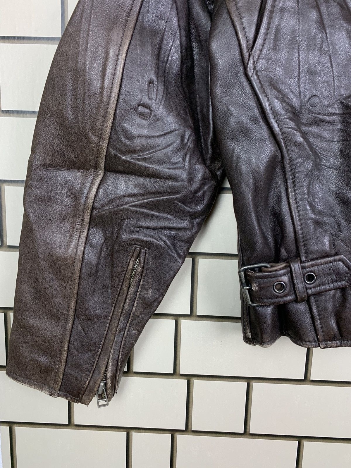 Japanese Brand Vintage Japanese Brand Wind Armor Leather Jacket Size US S / EU 44-46 / 1 - 12 Thumbnail