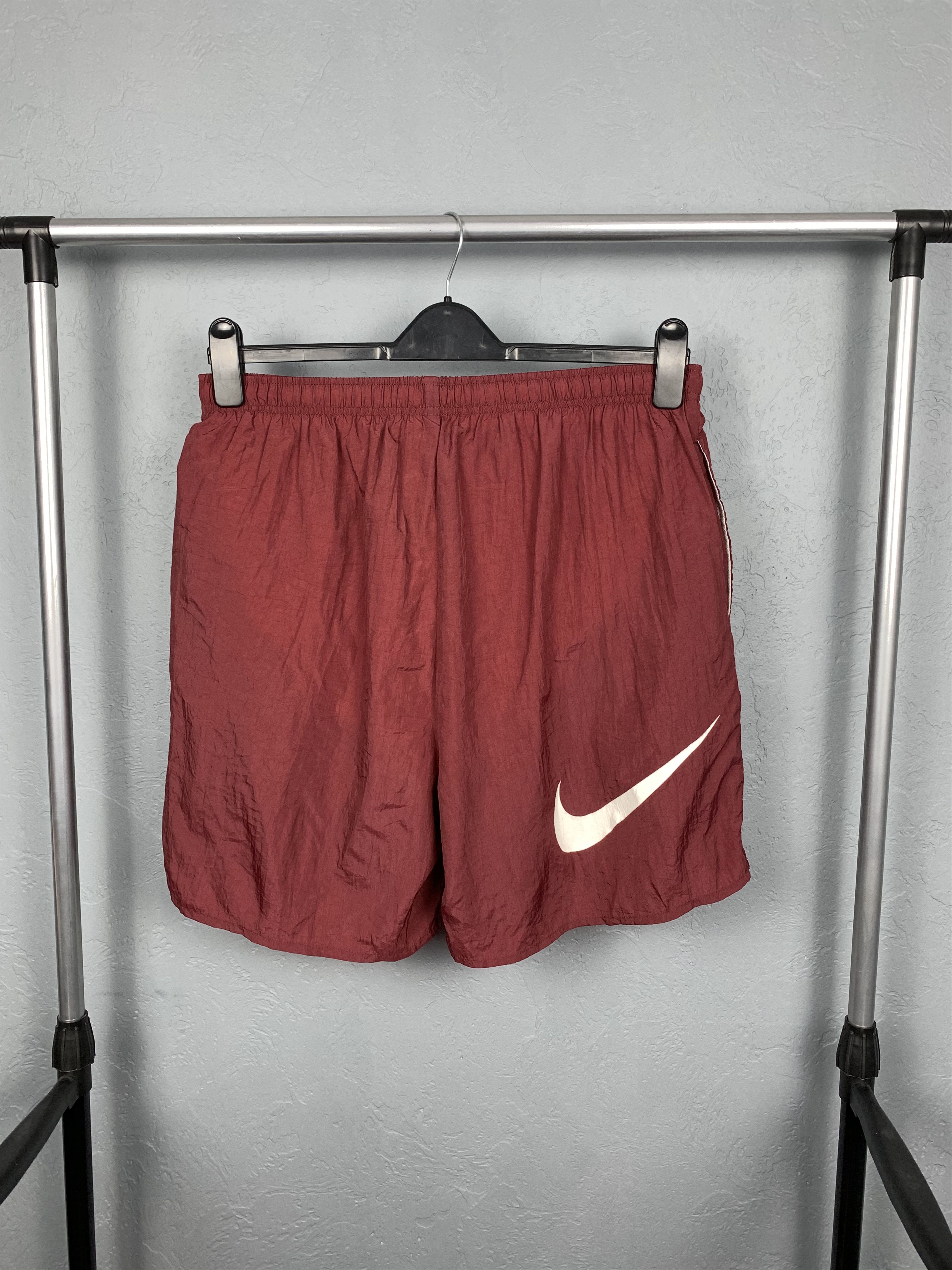 Nike Nike 90s Vintage Mens Nylon Shorts Y2K Swoosh Size US 36 / EU 52 - 1 Thumbnail