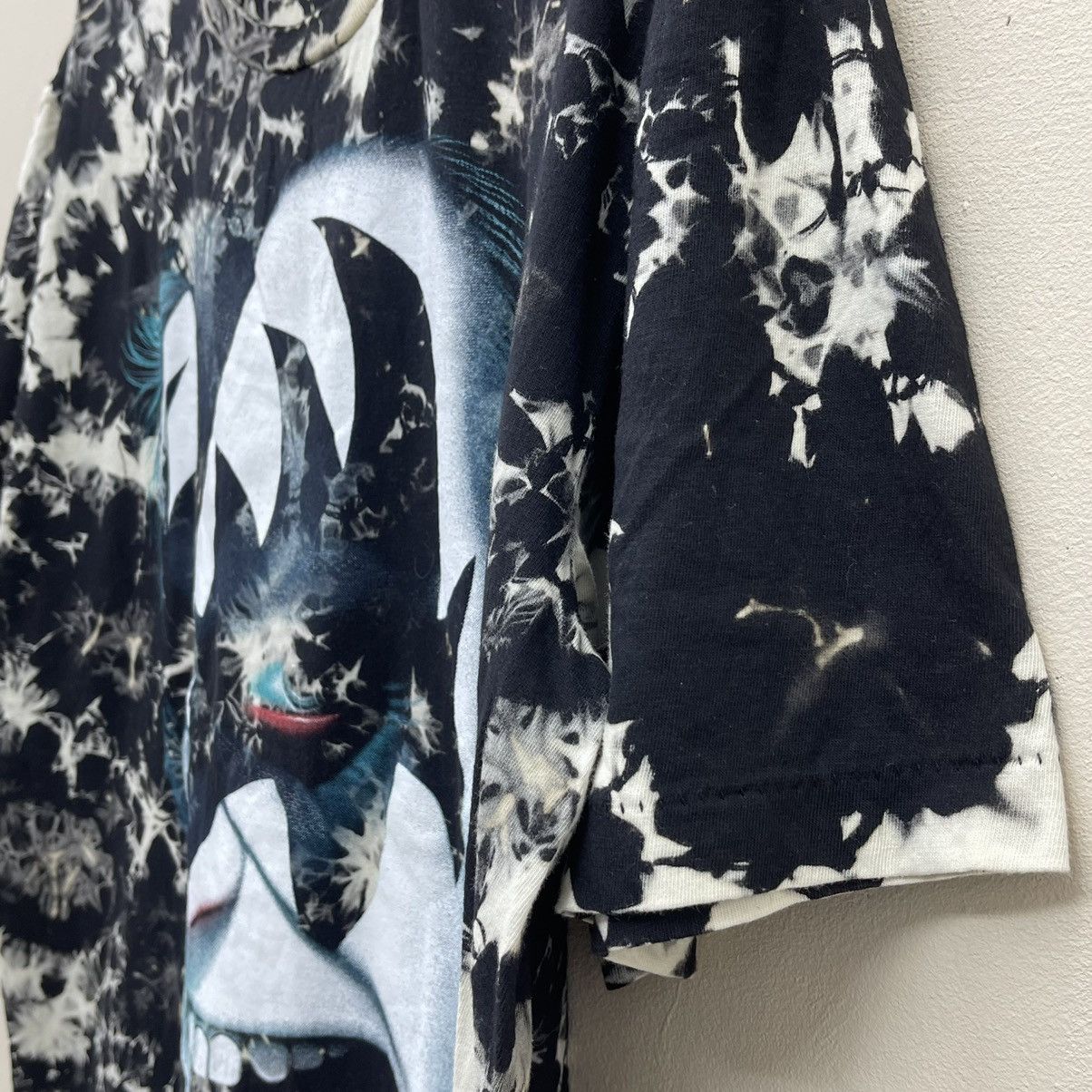KISS Vintage Kiss T-Shirt Big Face Heavy Metal Tee Size US XL / EU 56 / 4 - 3 Thumbnail