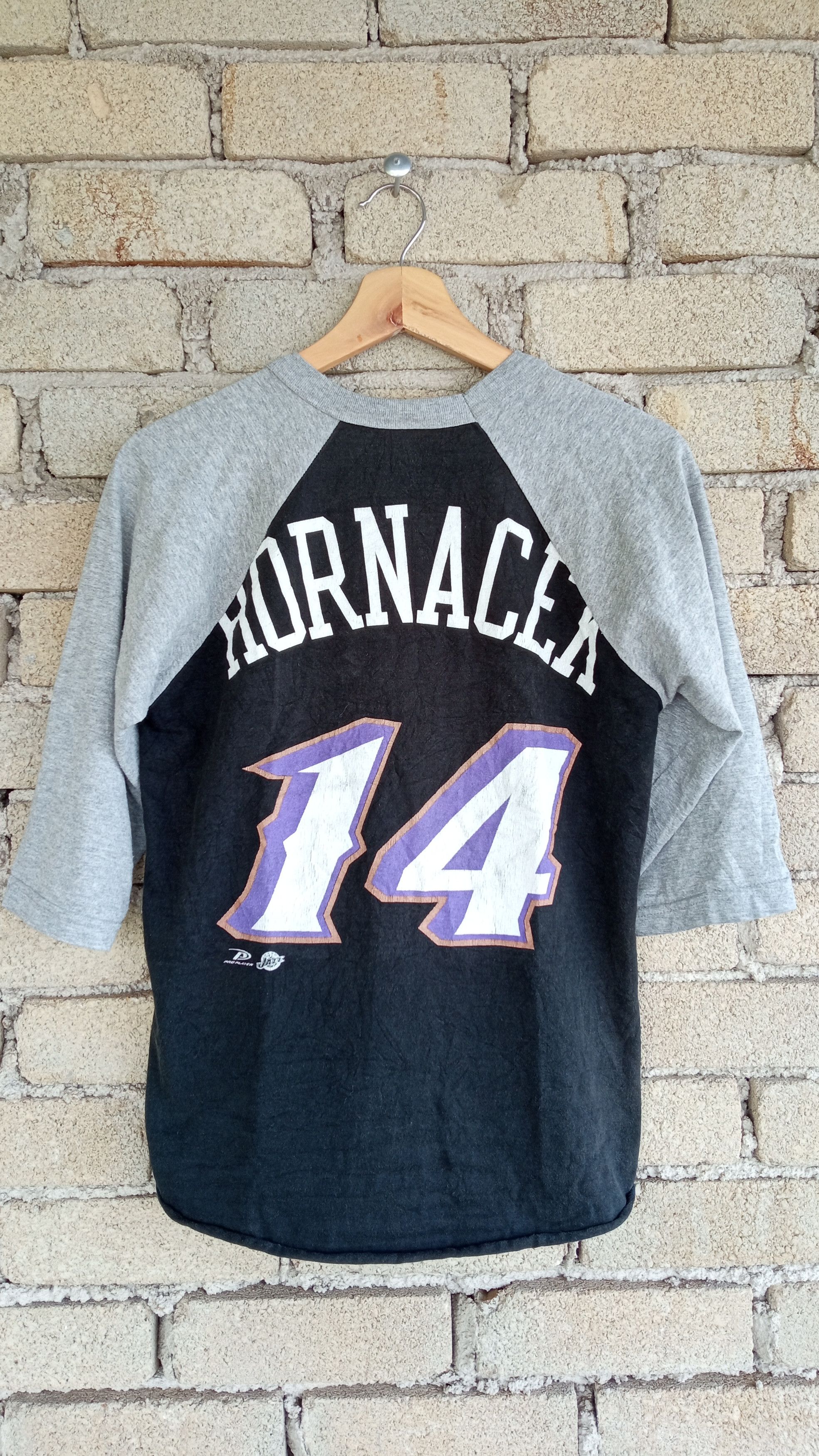 Japanese Brand × NBA × Vintage 🔥🔥Vintage NBA Utah Jazz Jeff Hornacek Raglan T-Shirt Size US S / EU 44-46 / 1 - 10 Thumbnail
