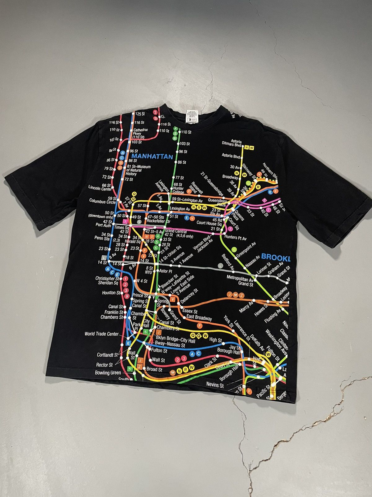 Vintage Vintage Y2K New York City NYC Subway Line Map Graphic Tee Size US XXL / EU 58 / 5 - 2 Thumbnail