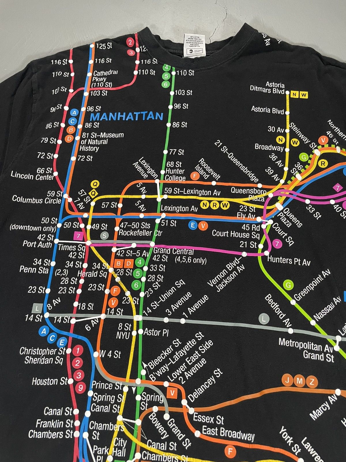Vintage Vintage Y2K New York City NYC Subway Line Map Graphic Tee Size US XXL / EU 58 / 5 - 4 Thumbnail