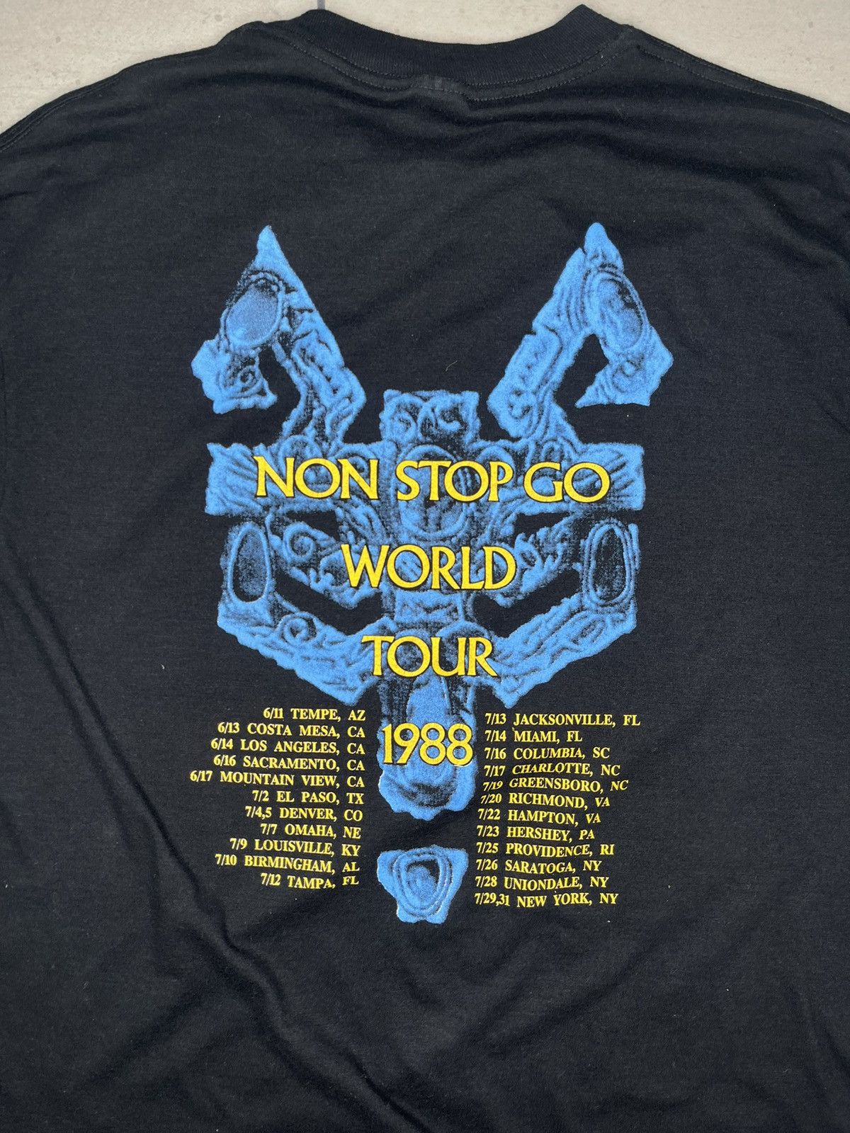 Band Tees Vintage Robert Plant tour tee Size US XL / EU 56 / 4 - 6 Thumbnail