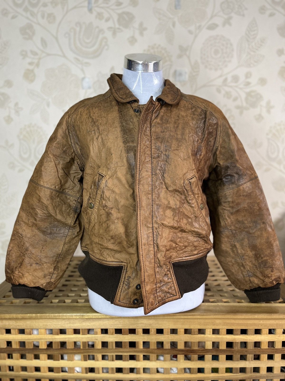 BIGI × Genuine Leather × Vintage Barbiche Men's Bigi Genuine Leather Vintage 80s Japan Size US L / EU 52-54 / 3 - 1 Thumbnail