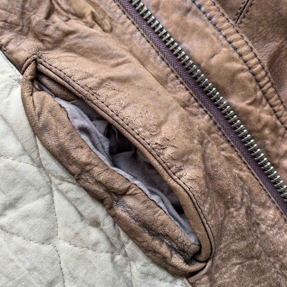 BIGI × Genuine Leather × Vintage Barbiche Men's Bigi Genuine Leather Vintage 80s Japan Size US L / EU 52-54 / 3 - 14 Thumbnail