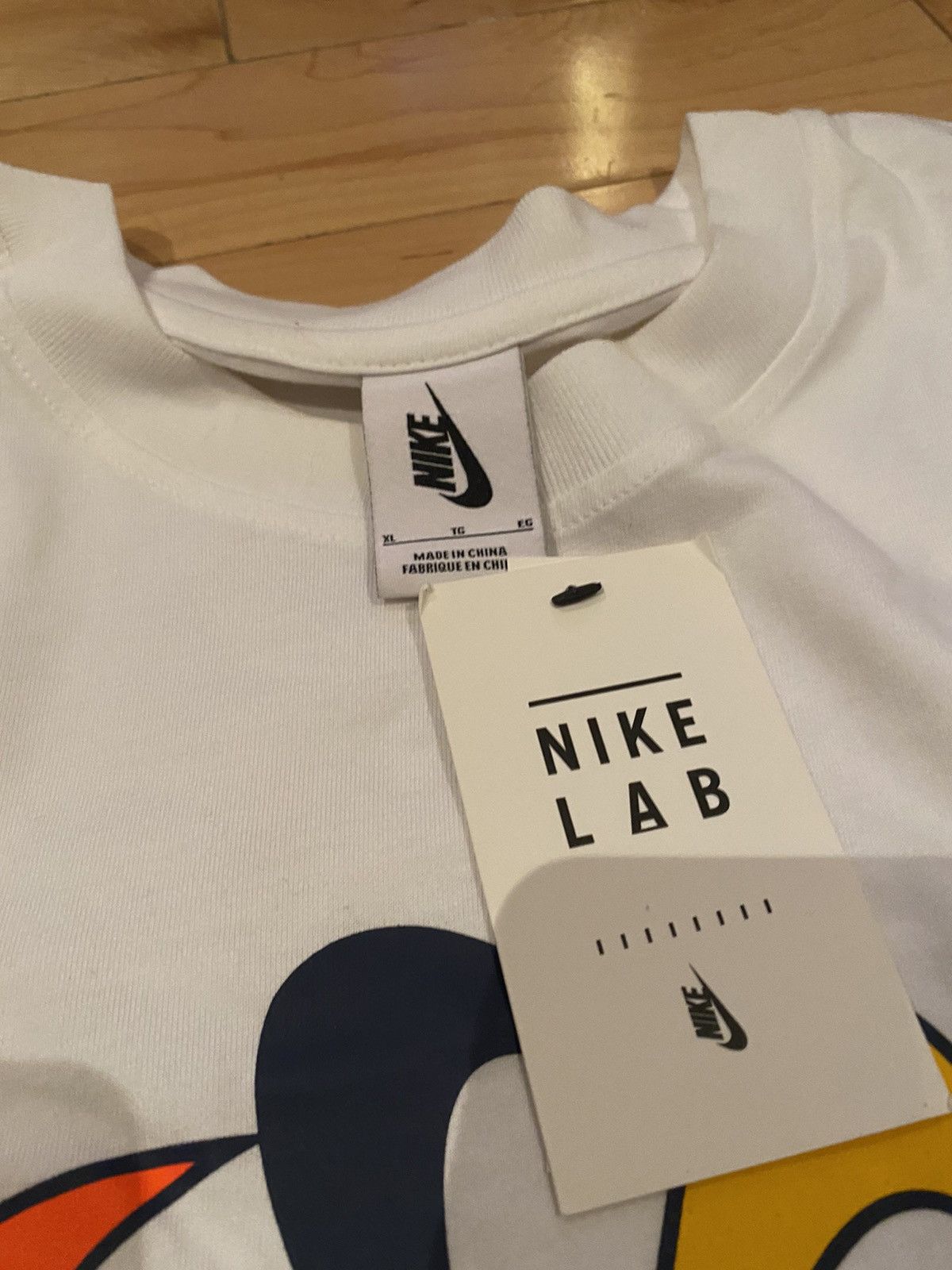 Dover Street Market × Nike Nike Swoosh Pinwheel Vintage Graphic Tee Size US XL / EU 56 / 4 - 5 Thumbnail
