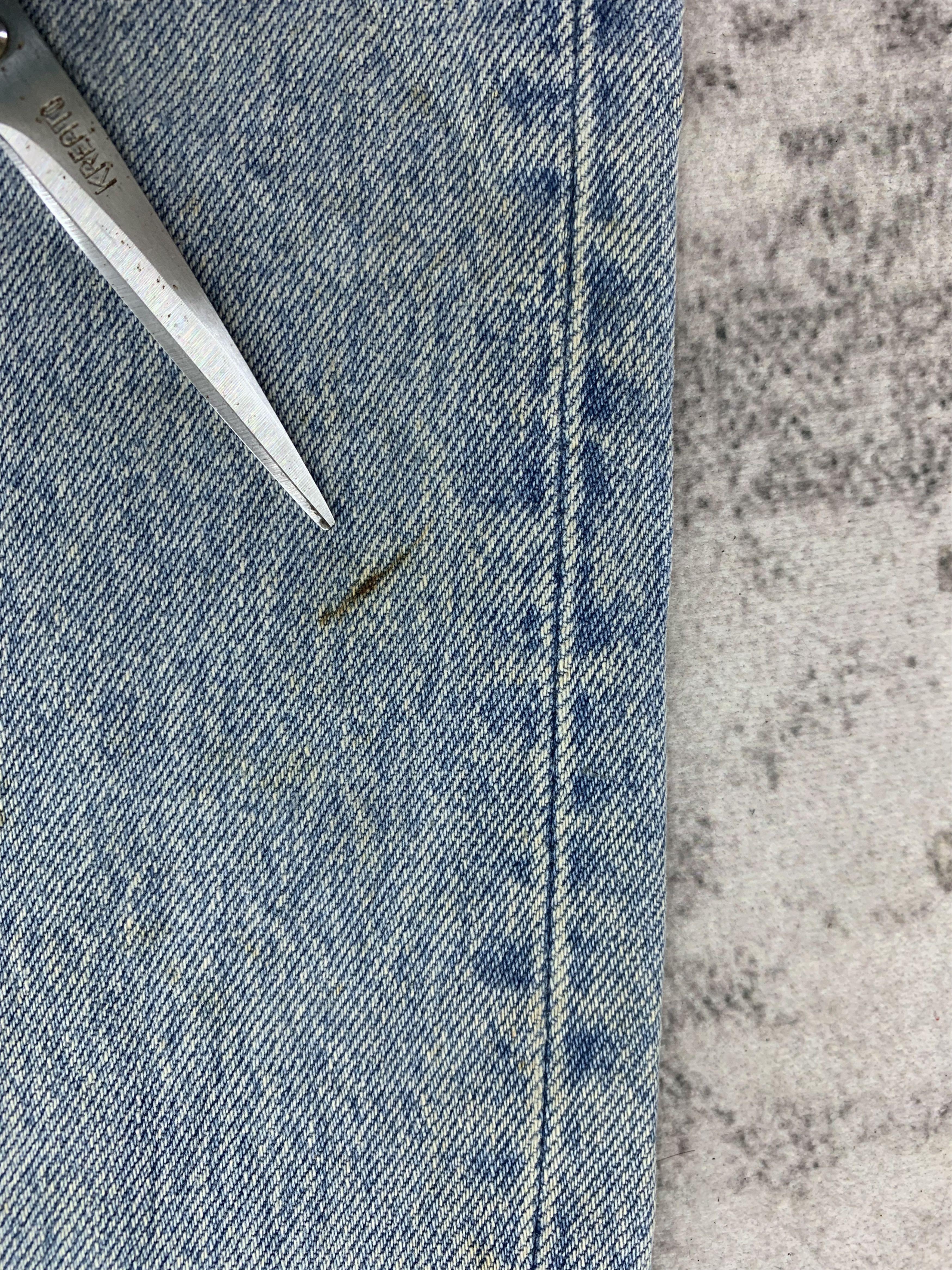 Levi's Vintage Levi's 501 Denim 30x30.5 Distressed Faded Dirty Size 30" / US 8 / IT 44 - 7 Thumbnail