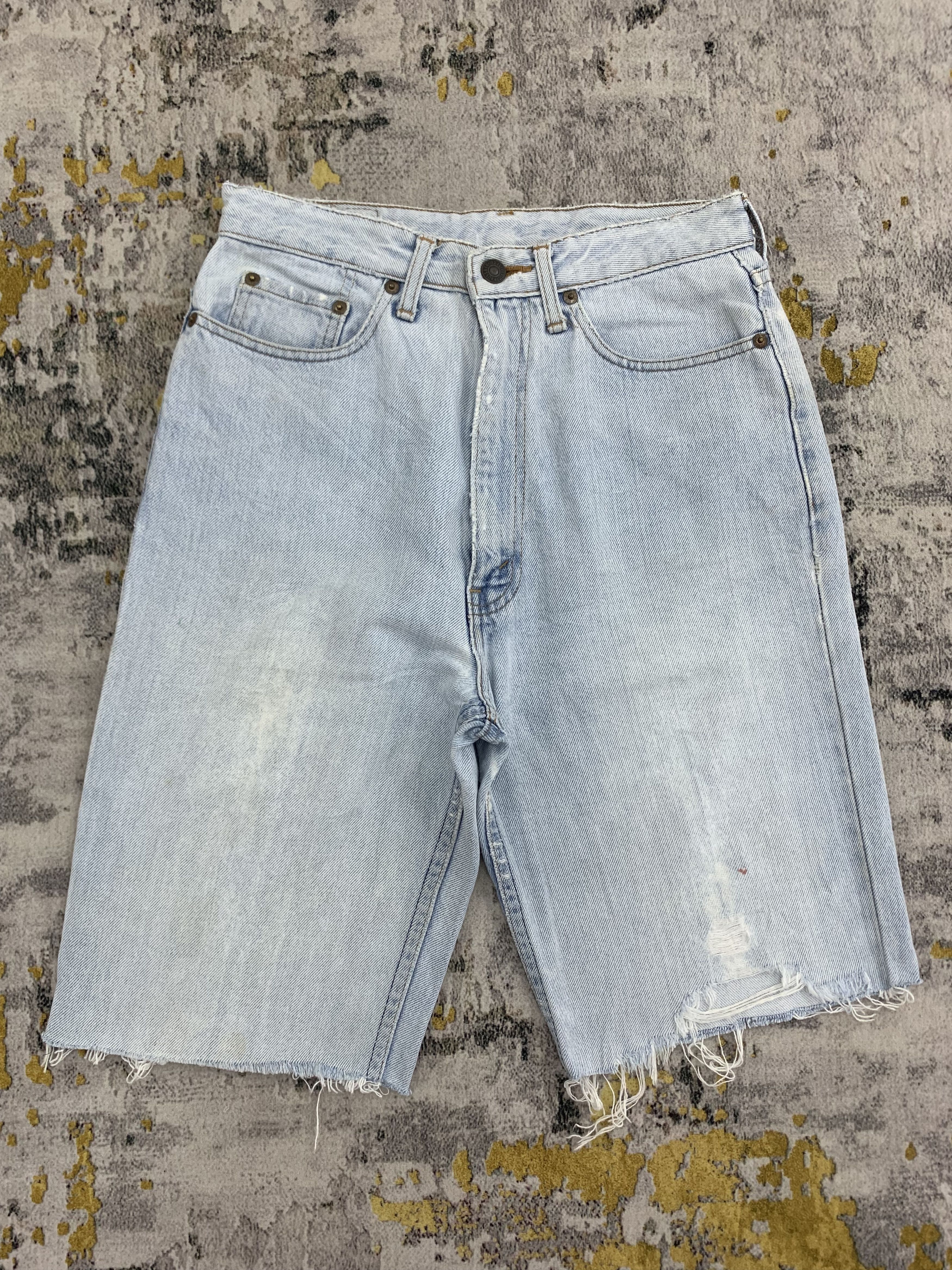 image of Levis x Levis Vintage Clothing Vintage Levi's 515 Short Denim 26X10 Ripped Faded in Blue, Men's