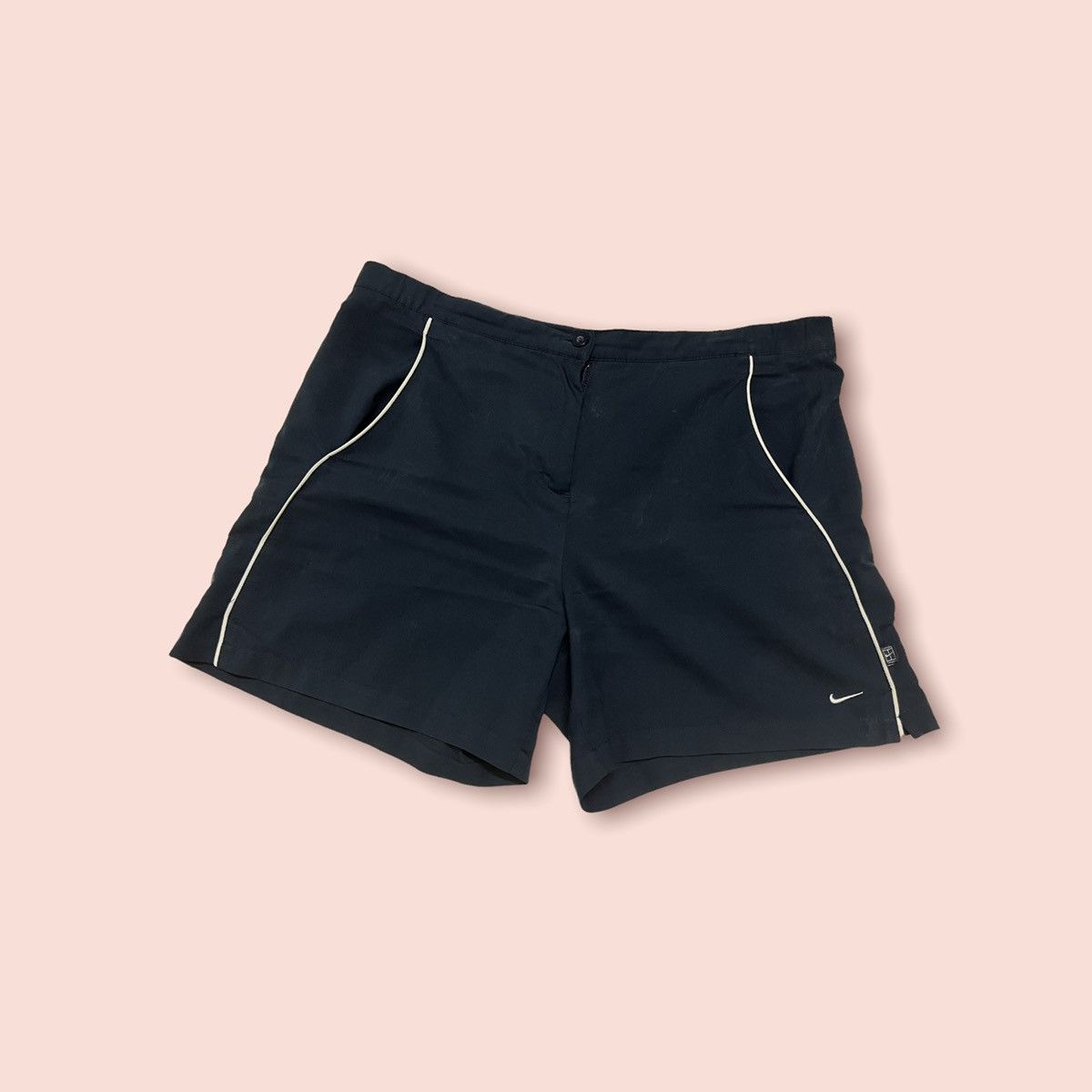 Nike × Vintage VINTAGE NIKE COURT TENNIS SHORTS Size US 32 / EU 48 - 1 Thumbnail