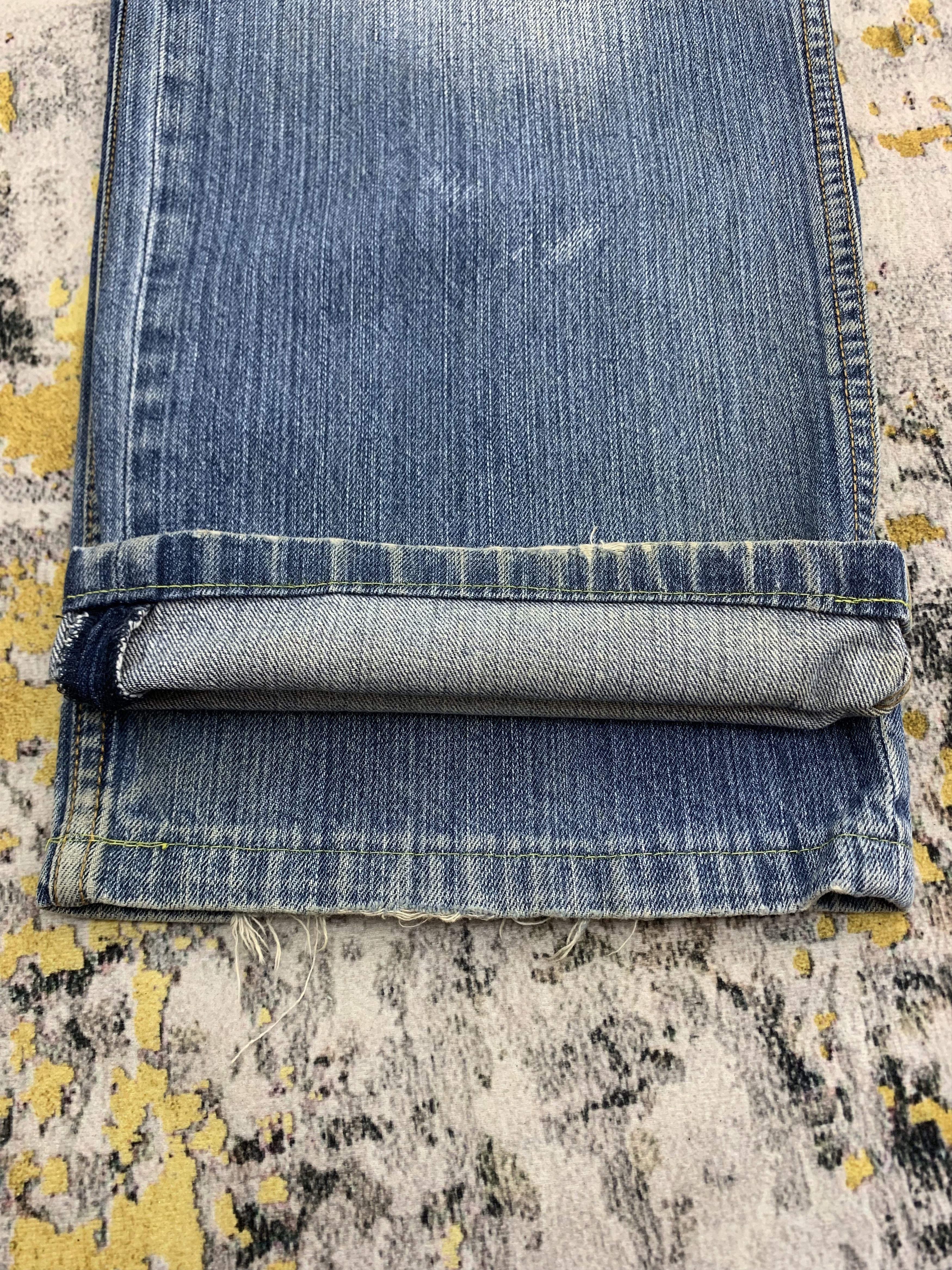 Japanese Brand Japanese Brand Embroidered Denim 39x27 Distressed Dirty Size US 39 - 12 Thumbnail