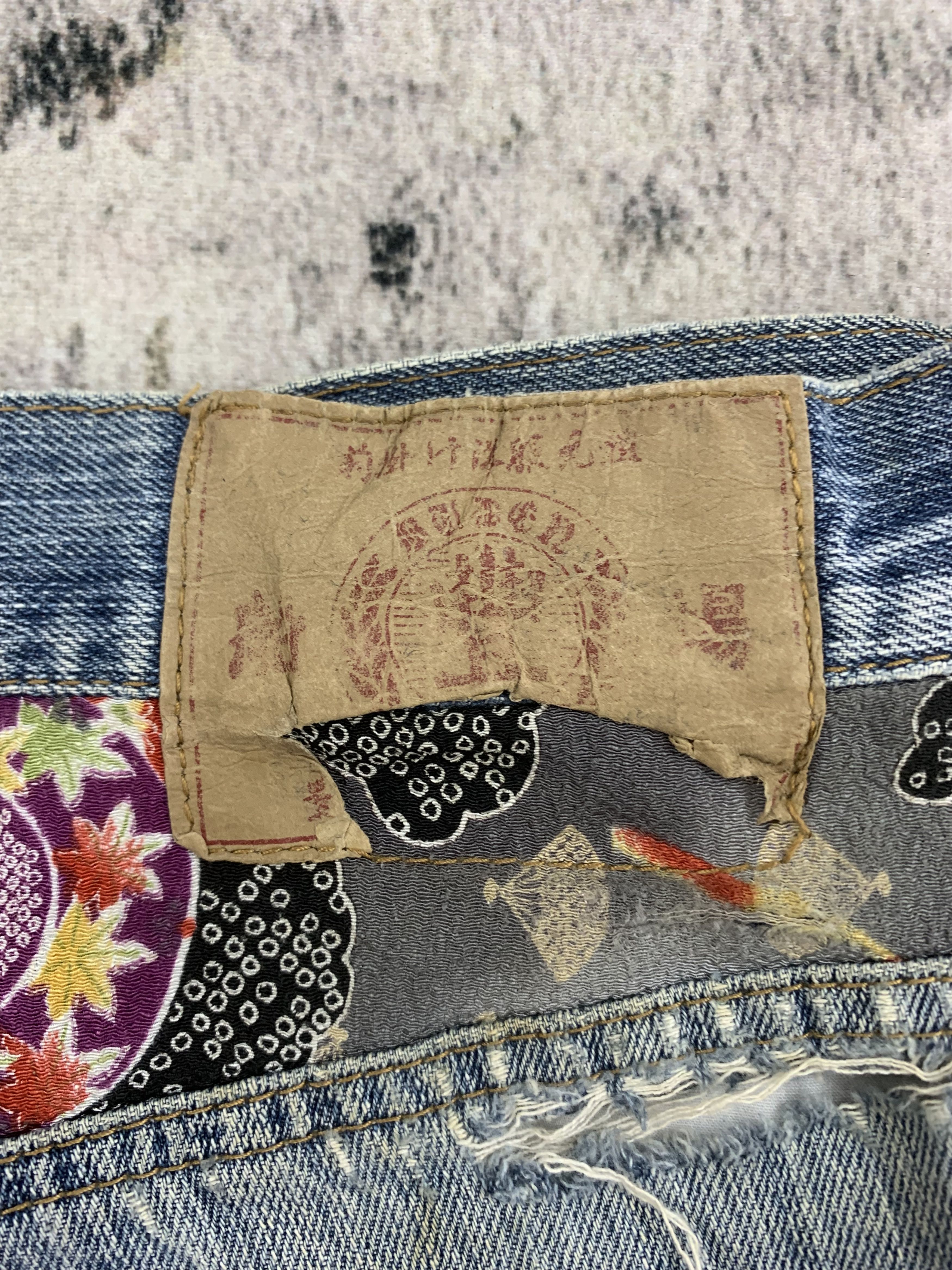 Japanese Brand Japanese Brand Embroidered Denim 39x27 Distressed Dirty Size US 39 - 7 Thumbnail