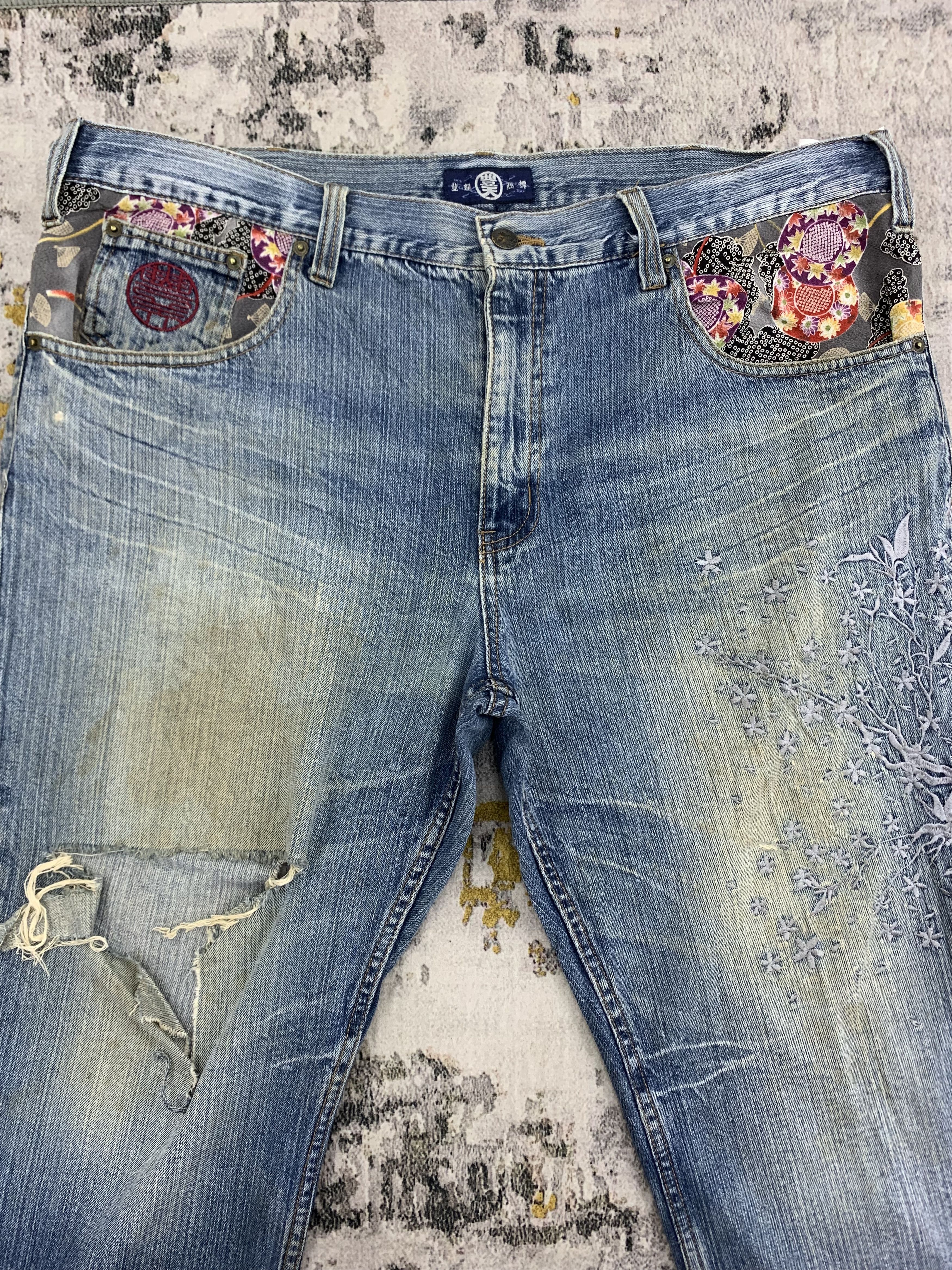 Japanese Brand Japanese Brand Embroidered Denim 39x27 Distressed Dirty Size US 39 - 2 Thumbnail