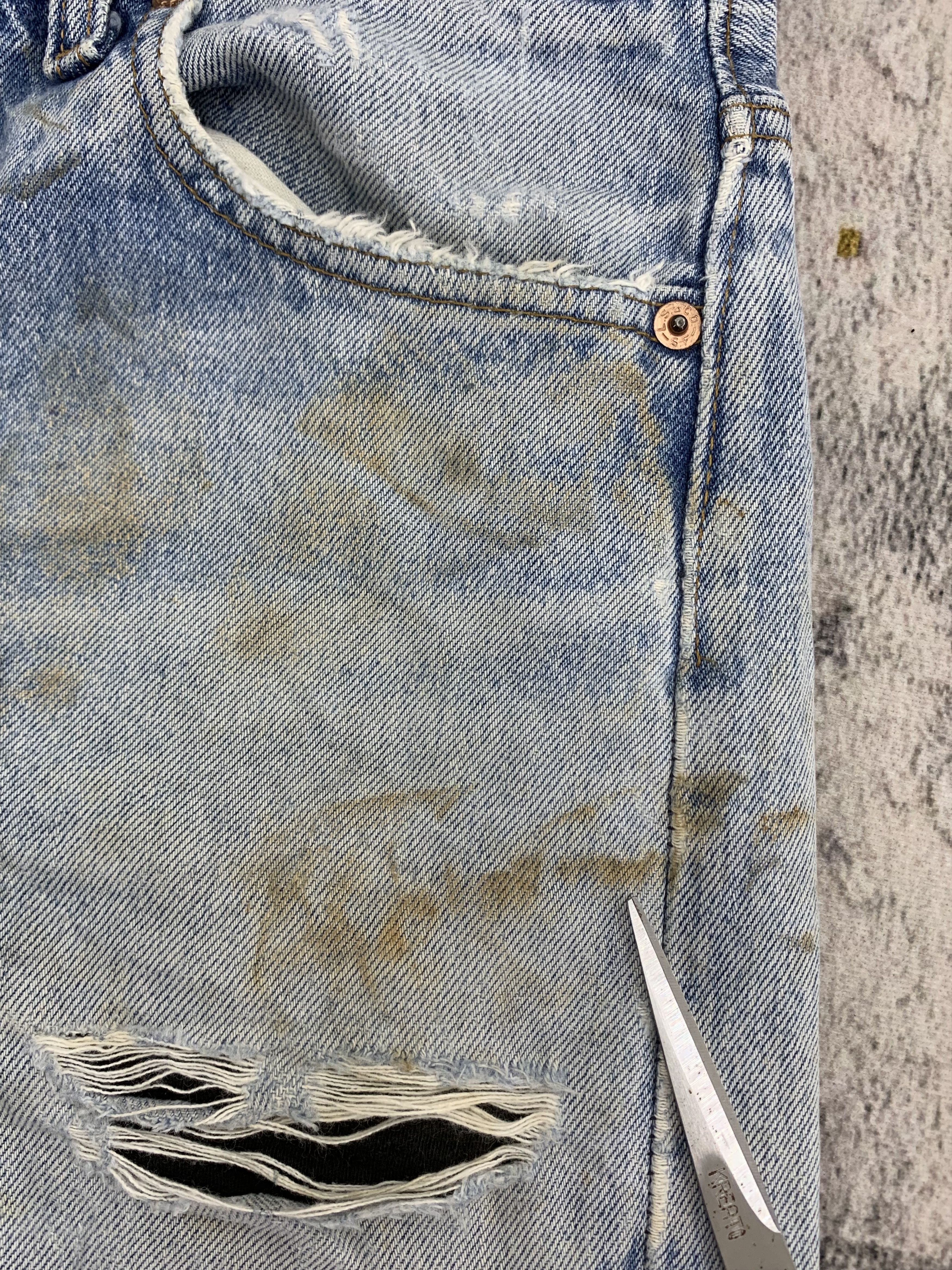 Levi's Vintage Levi's 501xx Denim 29x31.5 Distressed Faded Dirty Size US 29 - 11 Thumbnail