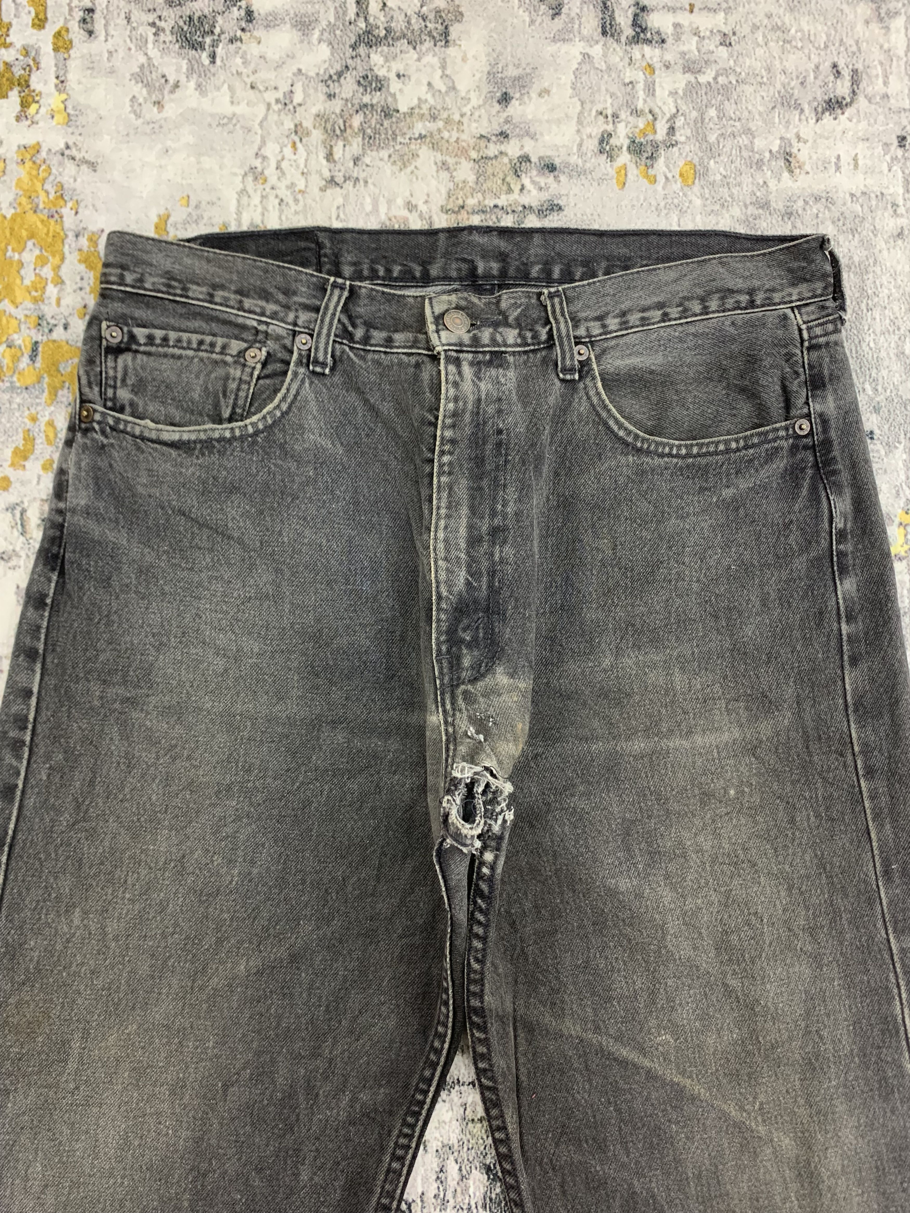 Levi's Vintage Levi's 512 Denim 33x26 Ripped Size US 33 - 2 Thumbnail