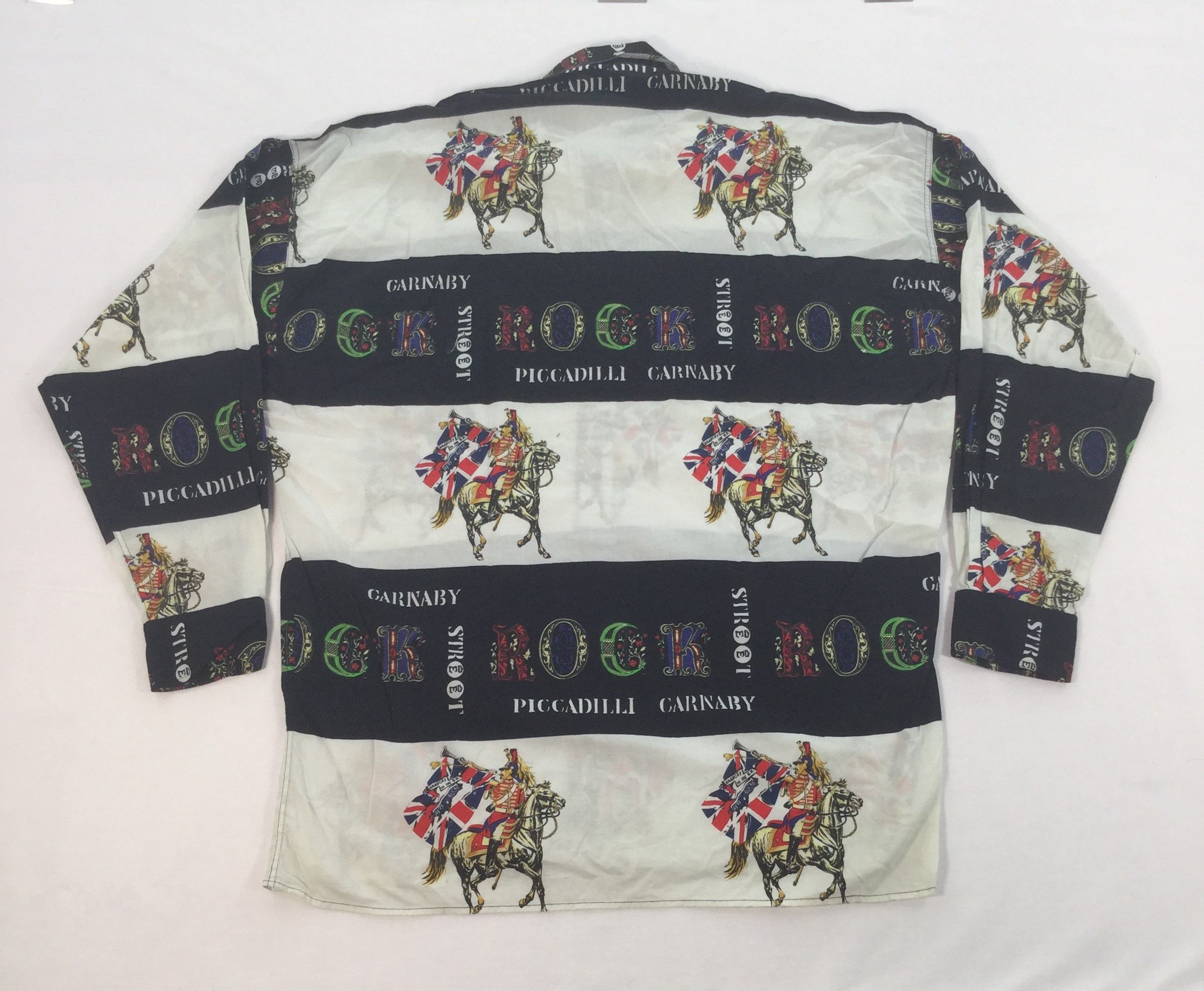 Versace Vintage VERSACE ROCKPICCADILLY CARNABY SHIRT Size US L / EU 52-54 / 3 - 2 Thumbnail