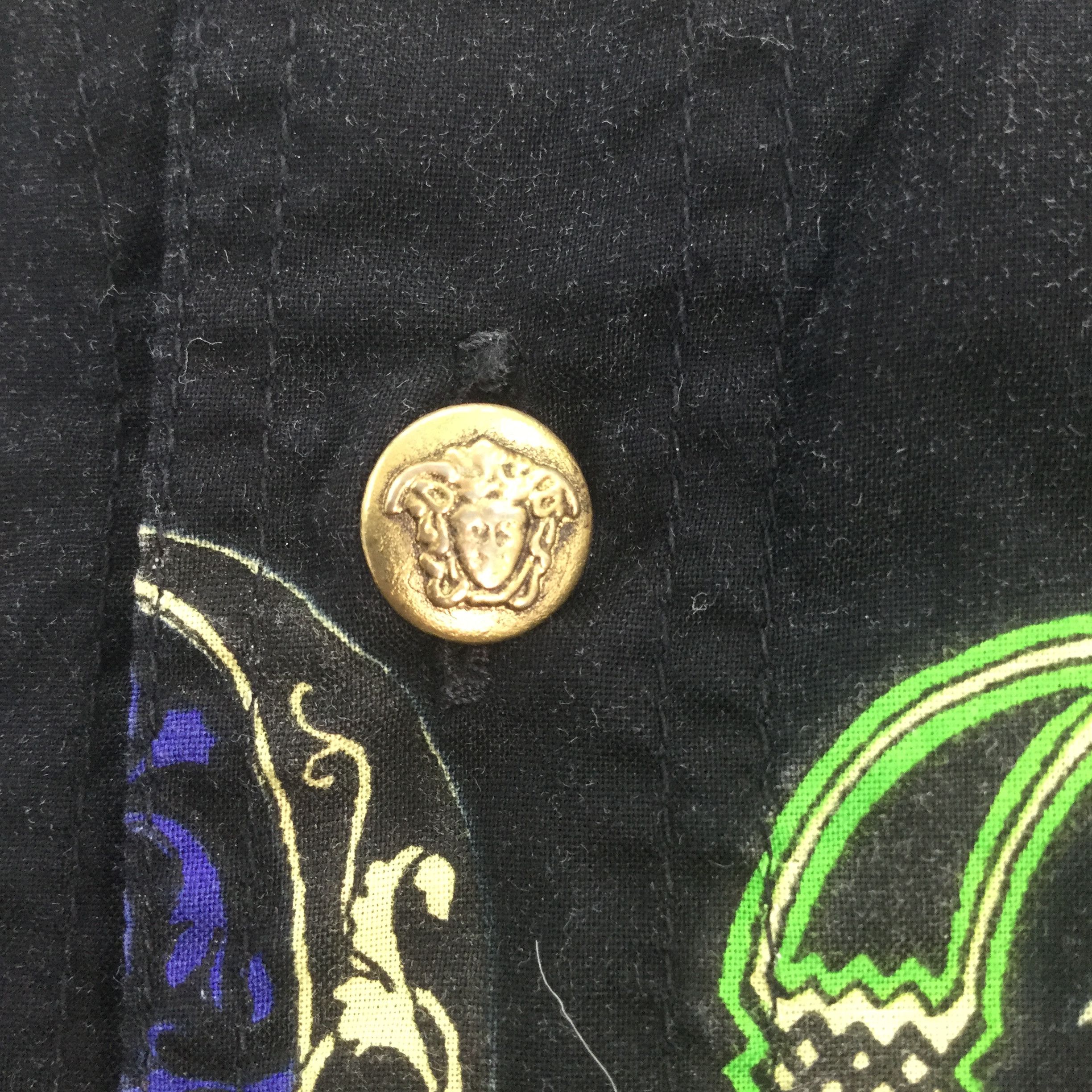 Versace Vintage VERSACE ROCKPICCADILLY CARNABY SHIRT Size US L / EU 52-54 / 3 - 6 Thumbnail