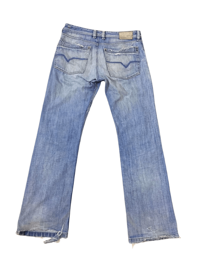 Diesel Diesel Lemmen 008EW Italy Distressed Jeans W33 L42.5 Size US 33 - 2 Thumbnail