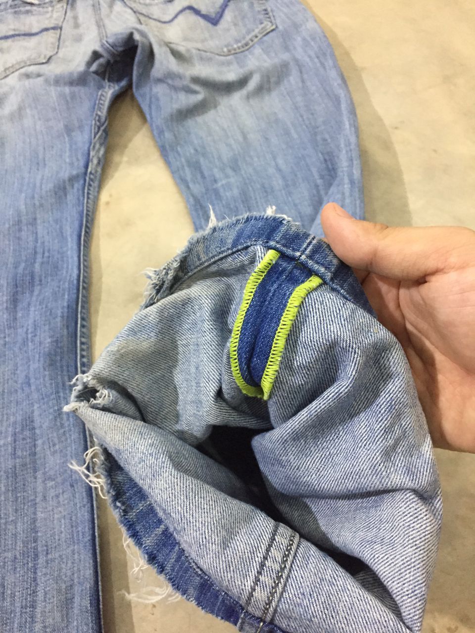 Diesel Diesel Lemmen 008EW Italy Distressed Jeans W33 L42.5 Size US 33 - 21 Thumbnail