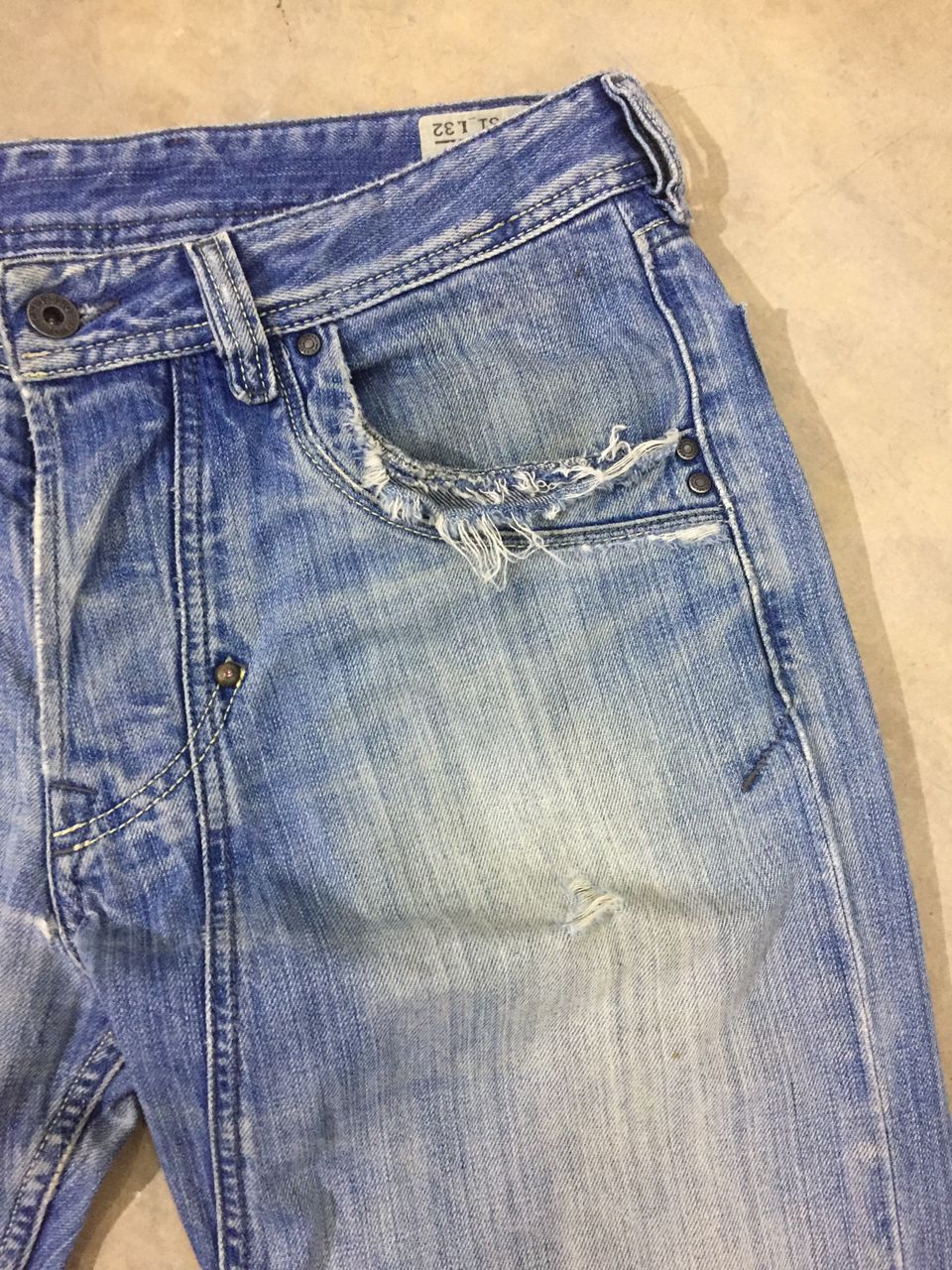 Diesel Diesel Lemmen 008EW Italy Distressed Jeans W33 L42.5 Size US 33 - 6 Thumbnail