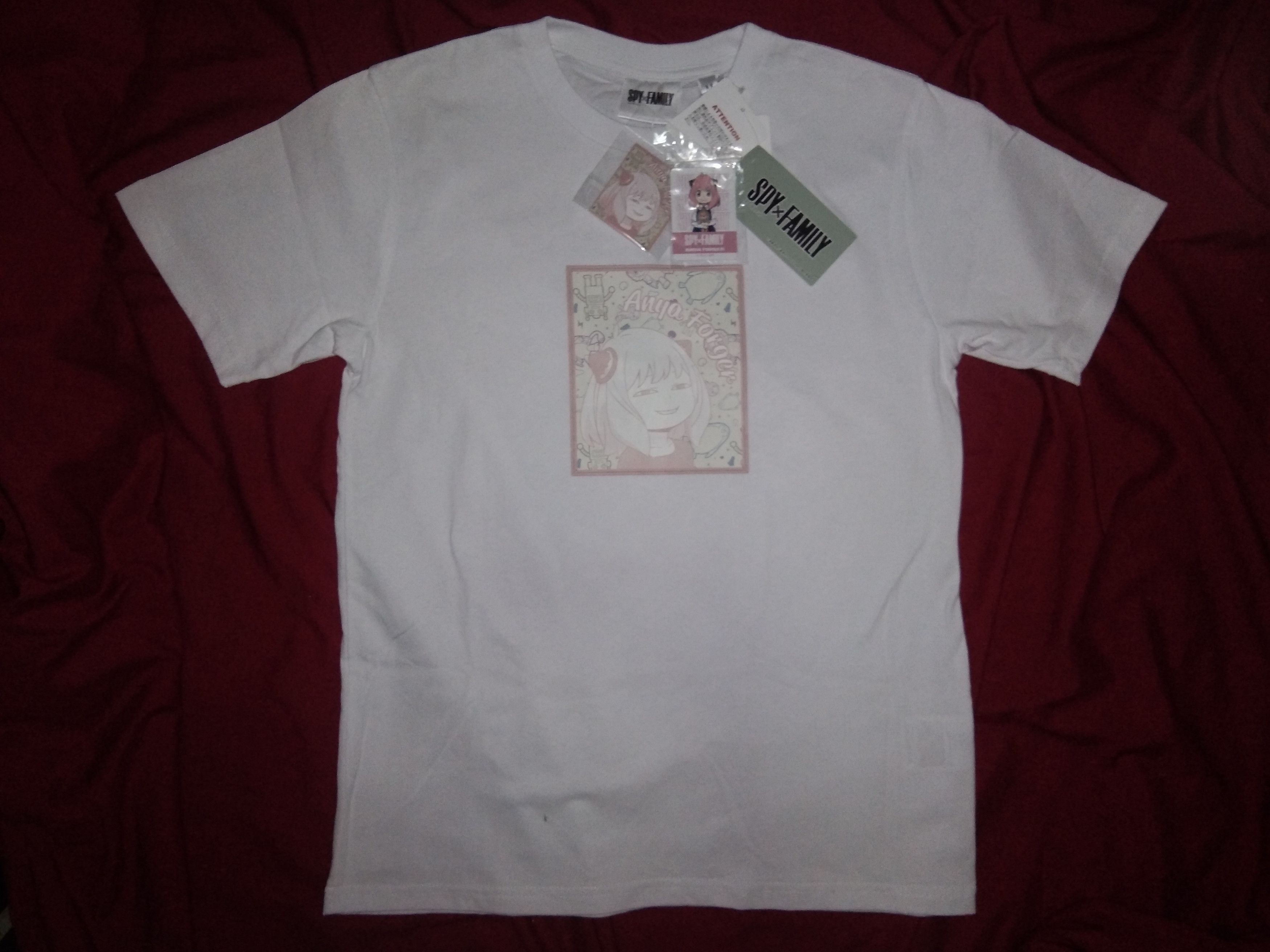 Japanese Brand NEW Spy x Family Anya Forger tshirt anime Size US M / EU 48-50 / 2 - 3 Thumbnail