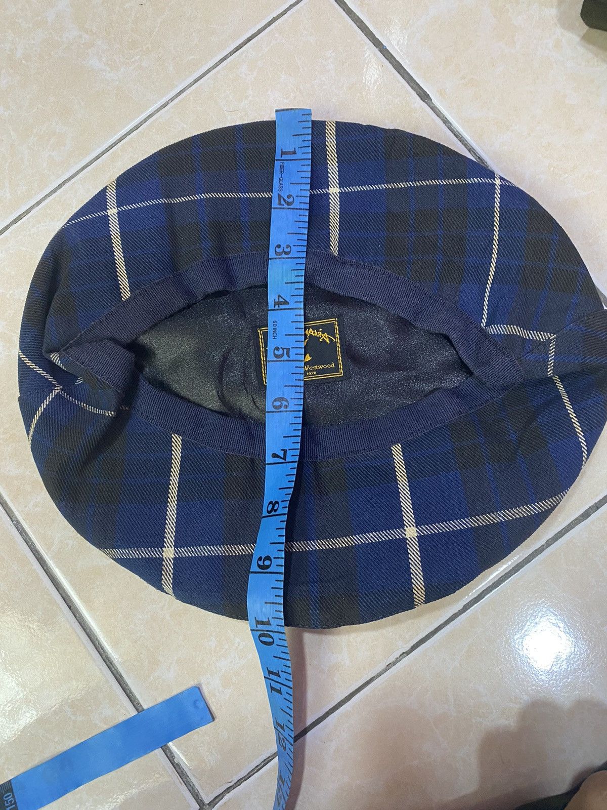 Vivienne Westwood 🇮🇹 Vivienne Westwood Beretta Anglomania Automn Winter Size ONE SIZE - 10 Thumbnail