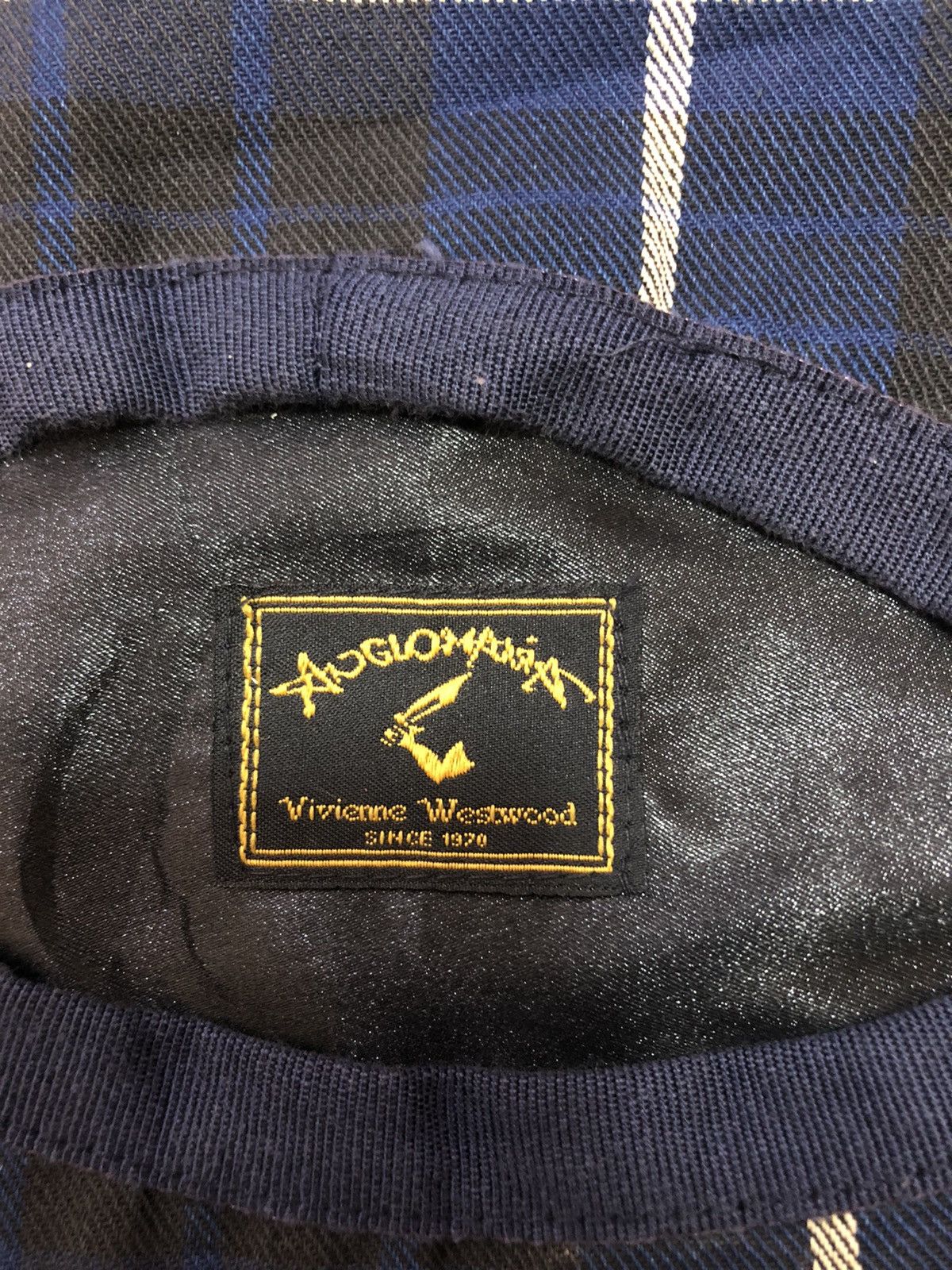 Vivienne Westwood 🇮🇹 Vivienne Westwood Beretta Anglomania Automn Winter Size ONE SIZE - 7 Thumbnail
