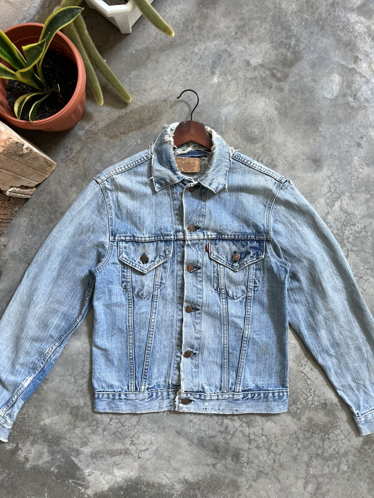 Levi's Vintage Clothing × Vintage Levi's Patchwork Distressed Denim Jacket Size US S / EU 44-46 / 1 - 4 Thumbnail
