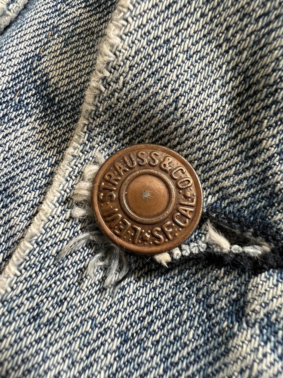 Levi's Vintage Clothing × Vintage Levi's Patchwork Distressed Denim Jacket Size US S / EU 44-46 / 1 - 13 Thumbnail
