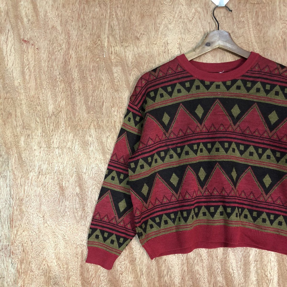 Japanese Brand DL Japan Navajo Red Knitwear vintage japan art #c820 Size US S / EU 44-46 / 1 - 7 Thumbnail