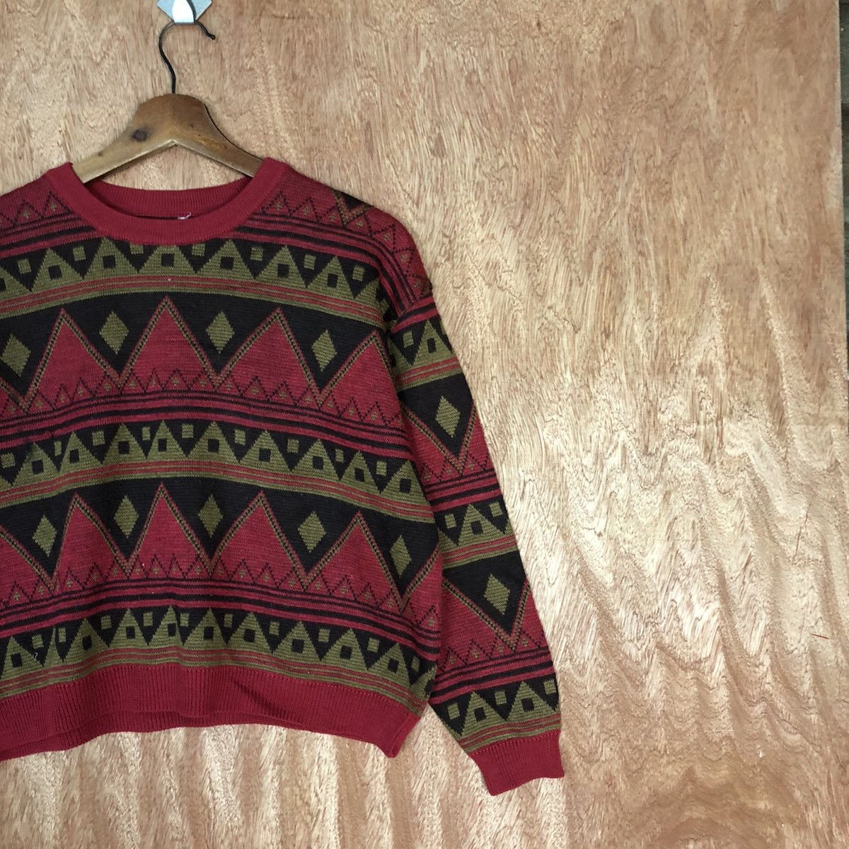 Japanese Brand DL Japan Navajo Red Knitwear vintage japan art #c820 Size US S / EU 44-46 / 1 - 5 Thumbnail