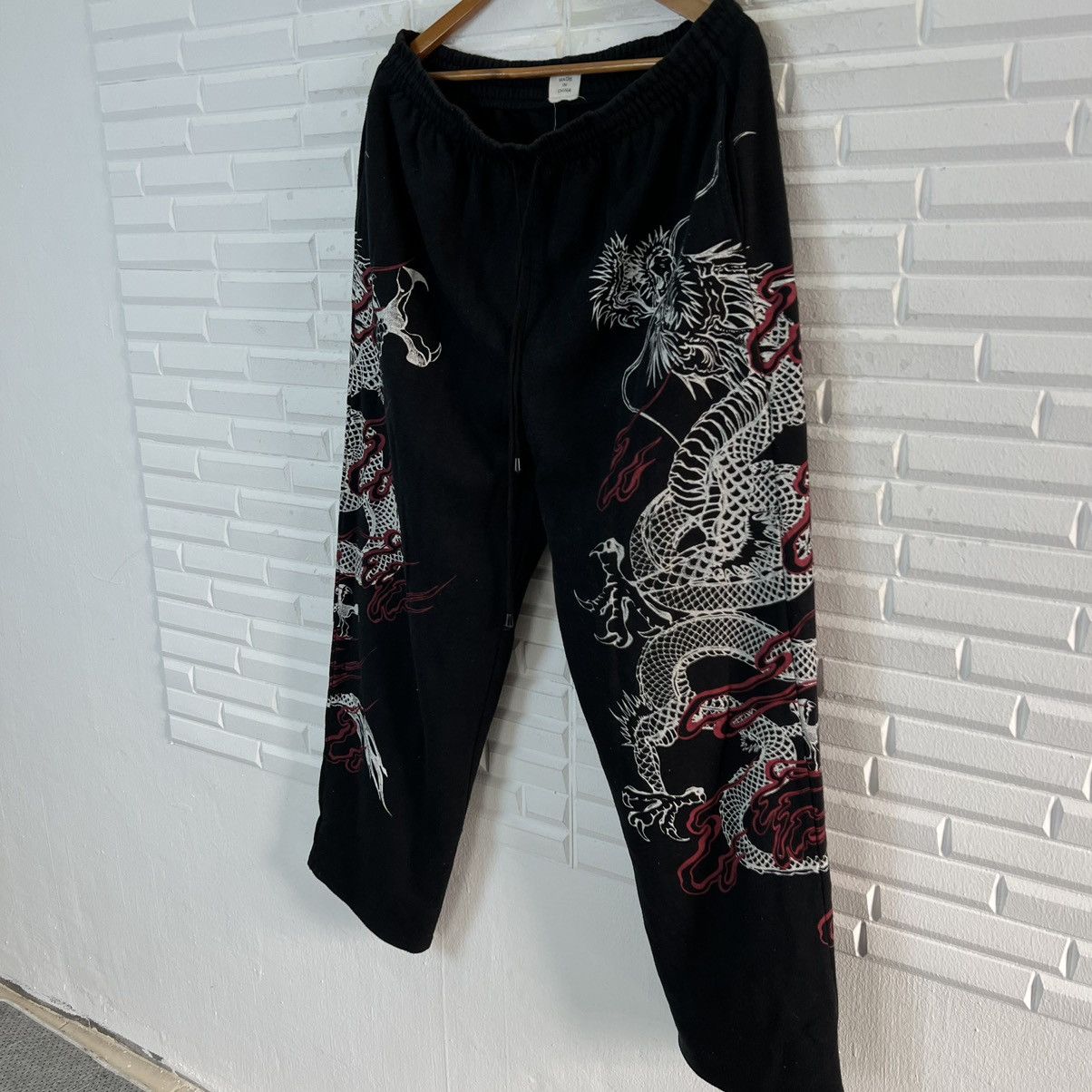 Japanese Brand VINTAGE SWEATPANTS SUKAJAN DESIGN BIG LOGO DRAGON Size US 34 / EU 50 - 3 Thumbnail