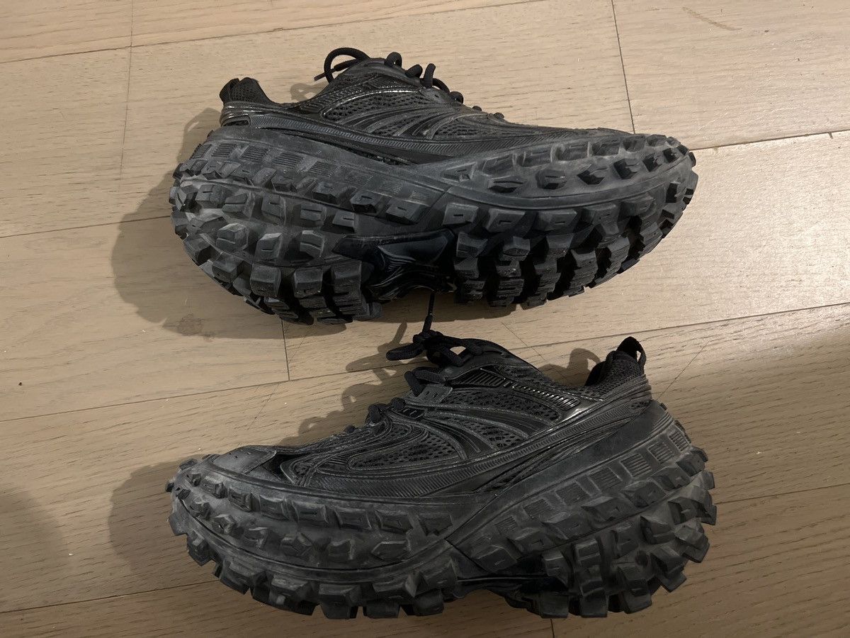 Balenciaga Balenciaga Defender size41 | Grailed