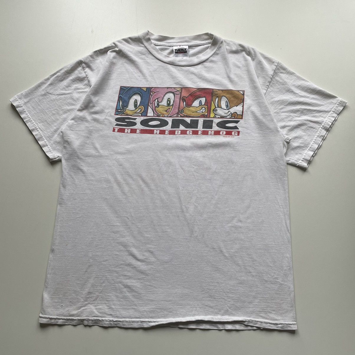 image of Vintage 1999 Sonic The Hedgehog Sega Video Game T Shirt in White, Men's (Size XL)