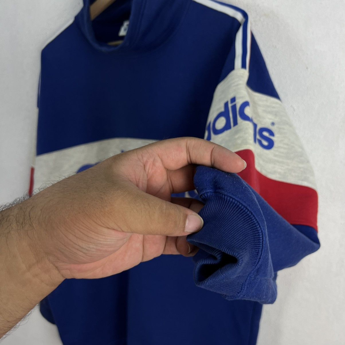 VINTAGE ADIDAS BIG LOGO SWEATSHIRT INSPIRED BY RUN DMC BAND