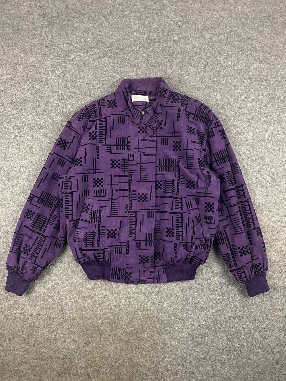 Japanese Brand vintage japanese brands velvet jacket nice design Size US XL / EU 56 / 4 - 1 Thumbnail