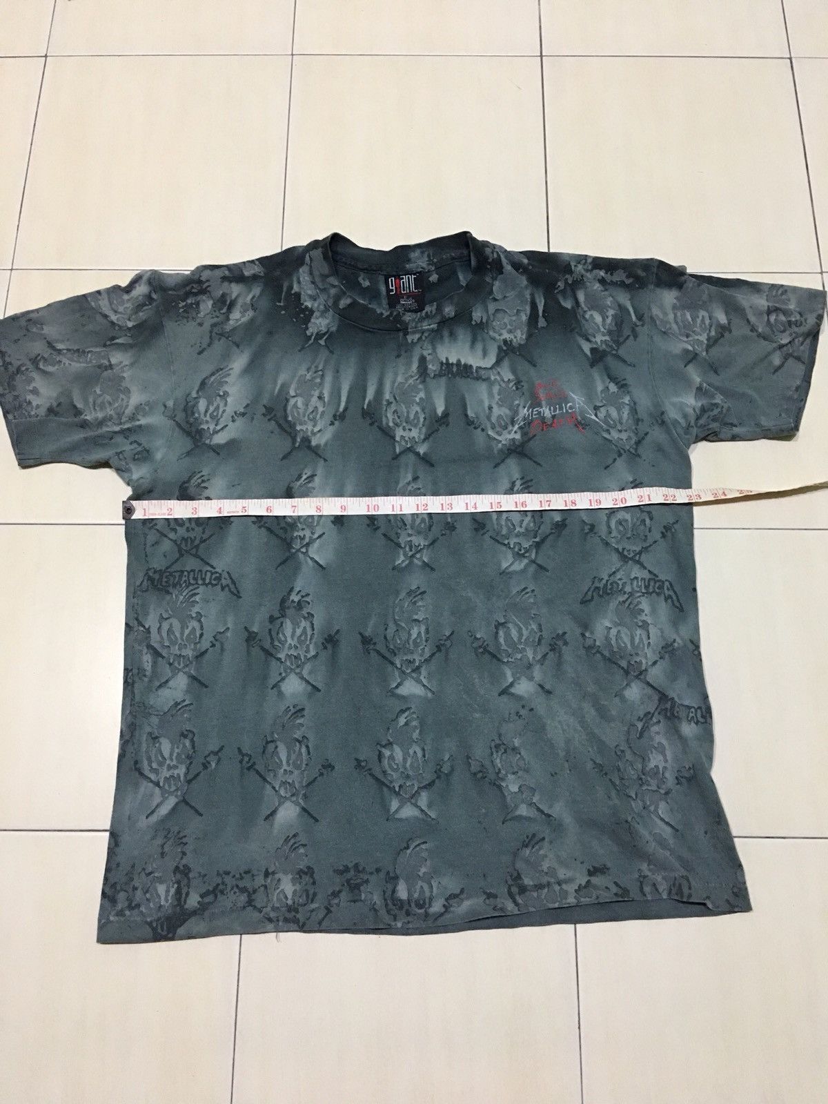 Band Tees Vintage metallica birth school death full print tour shirt Size US L / EU 52-54 / 3 - 5 Thumbnail