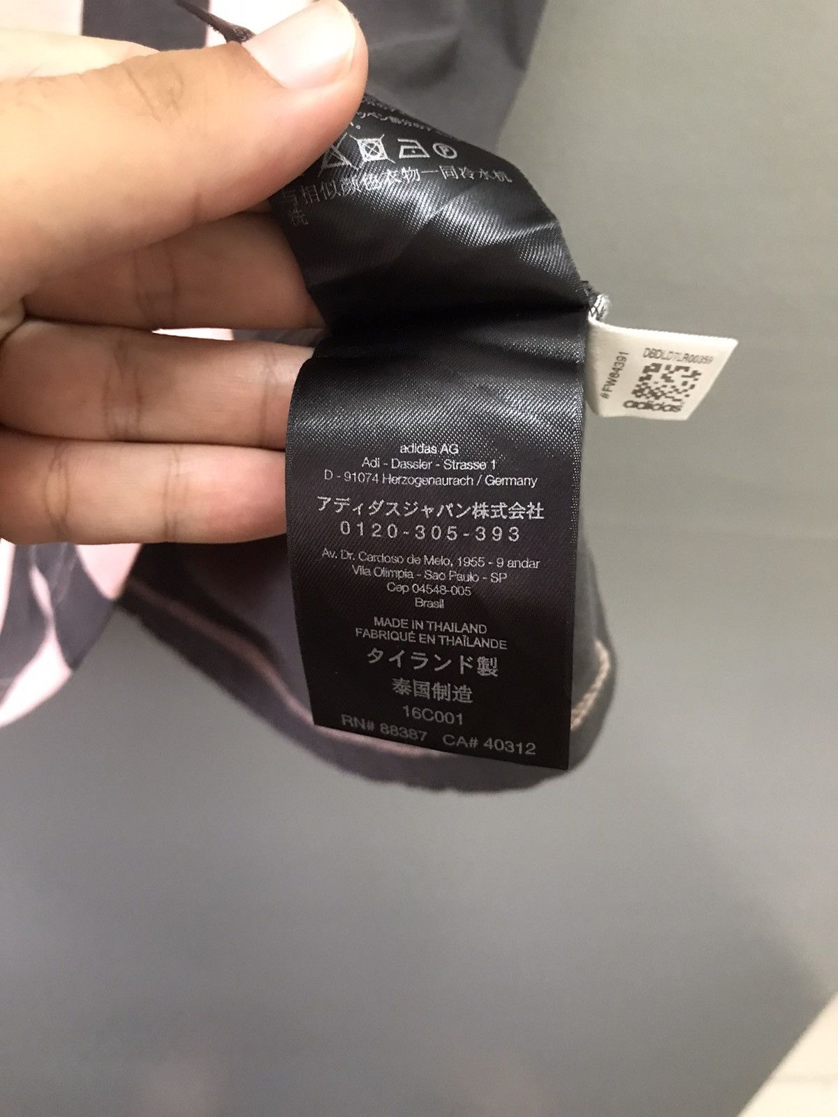 Adidas × Y-3 Vintage Yohji Yamamoto Adidas Tee Size US M / EU 48-50 / 2 - 7 Thumbnail