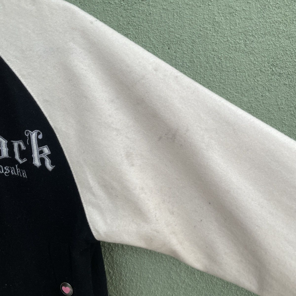 Hard Rock Cafe Vintage Hard Rock Cafe Spell Out Logo Button Up Jacket Size US S / EU 44-46 / 1 - 6 Thumbnail