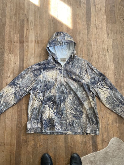 Yeezy season hot sale 4 camo hoodie