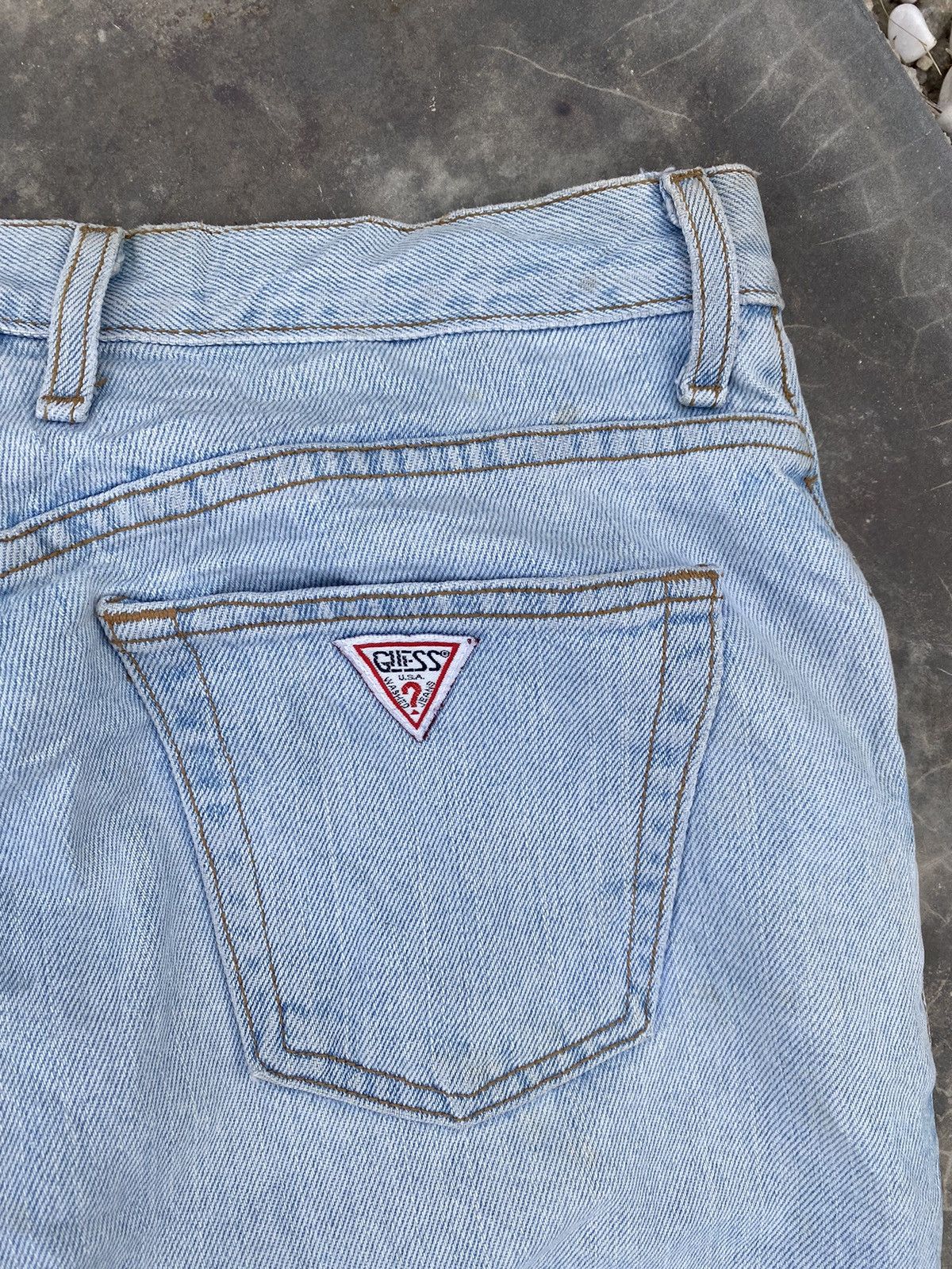 Guess × Vintage Vintage Guess Stone Wash Jeans Size US 29 - 7 Thumbnail