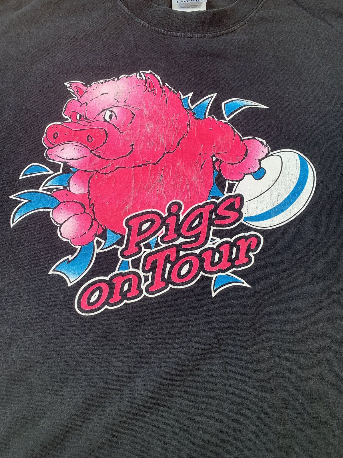 Vintage 90s Pigs On Tour Curling Double Sided T Shirt Made In 🇨🇦 Size US XL / EU 56 / 4 - 3 Thumbnail