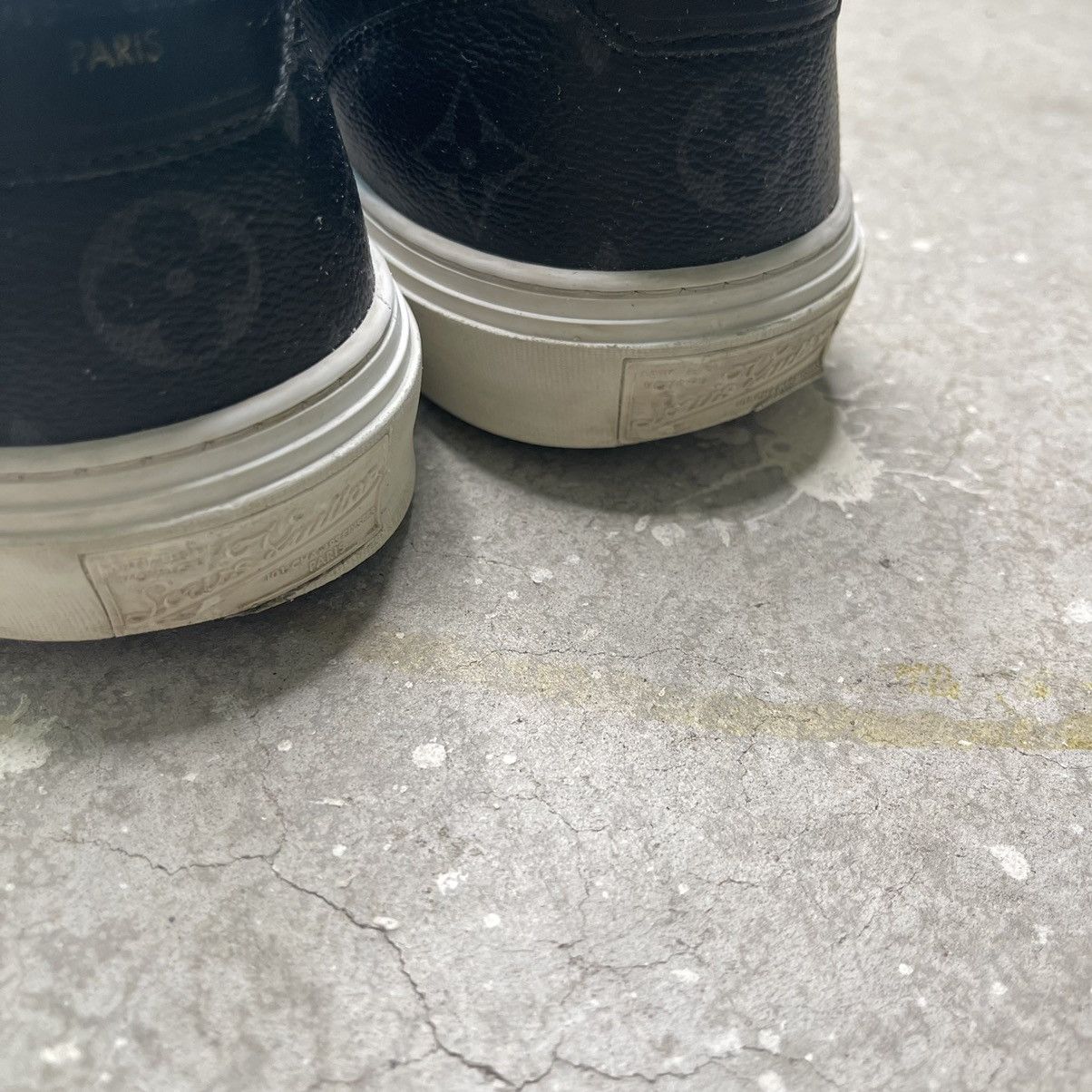 Louis Vuitton Louis Vuitton sneaker Size US 10 / EU 43 - 7 Thumbnail