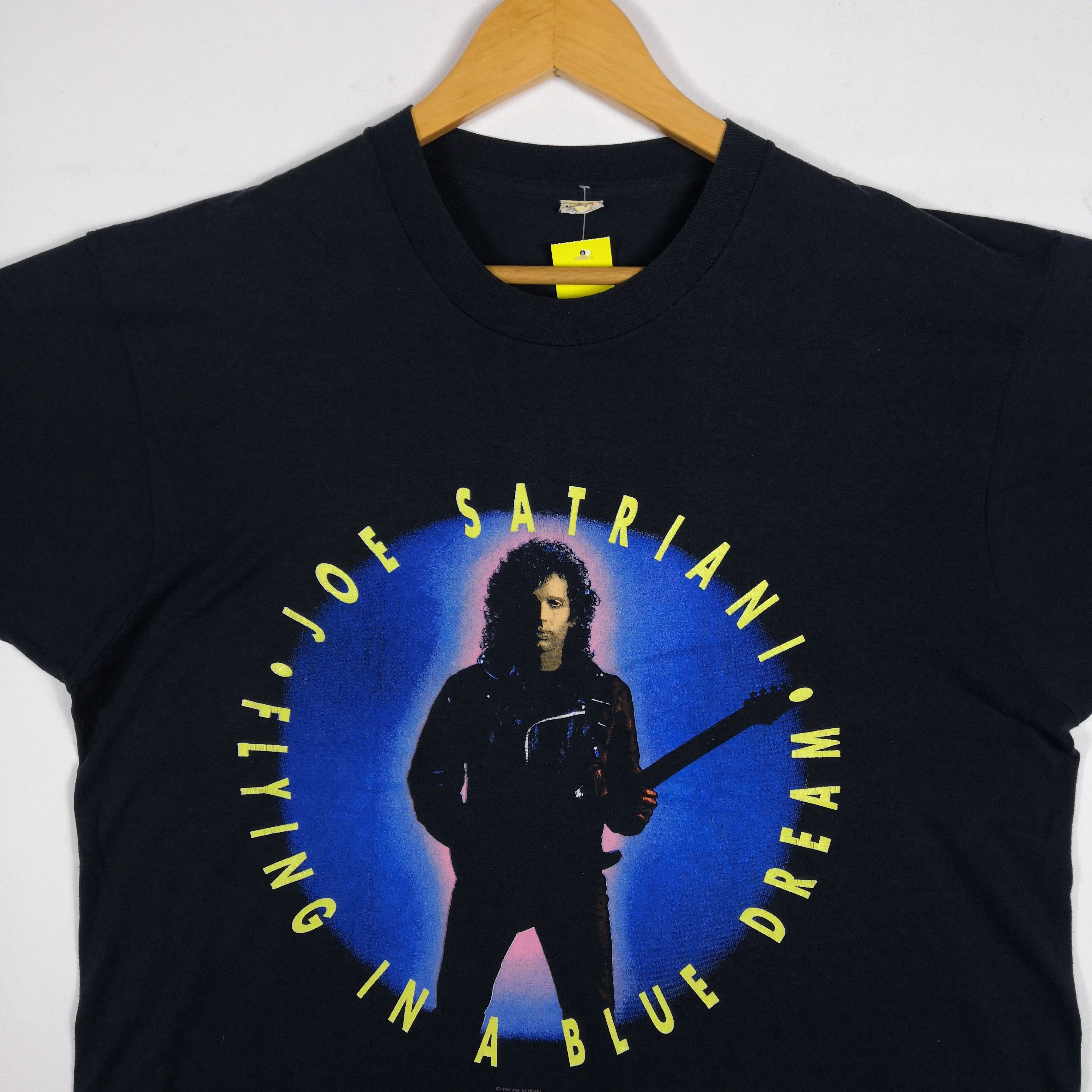 Band Tees Vintage Joe Satriani T-Shirt 1990 Tour Tee Band 56789 Size US L / EU 52-54 / 3 - 3 Thumbnail